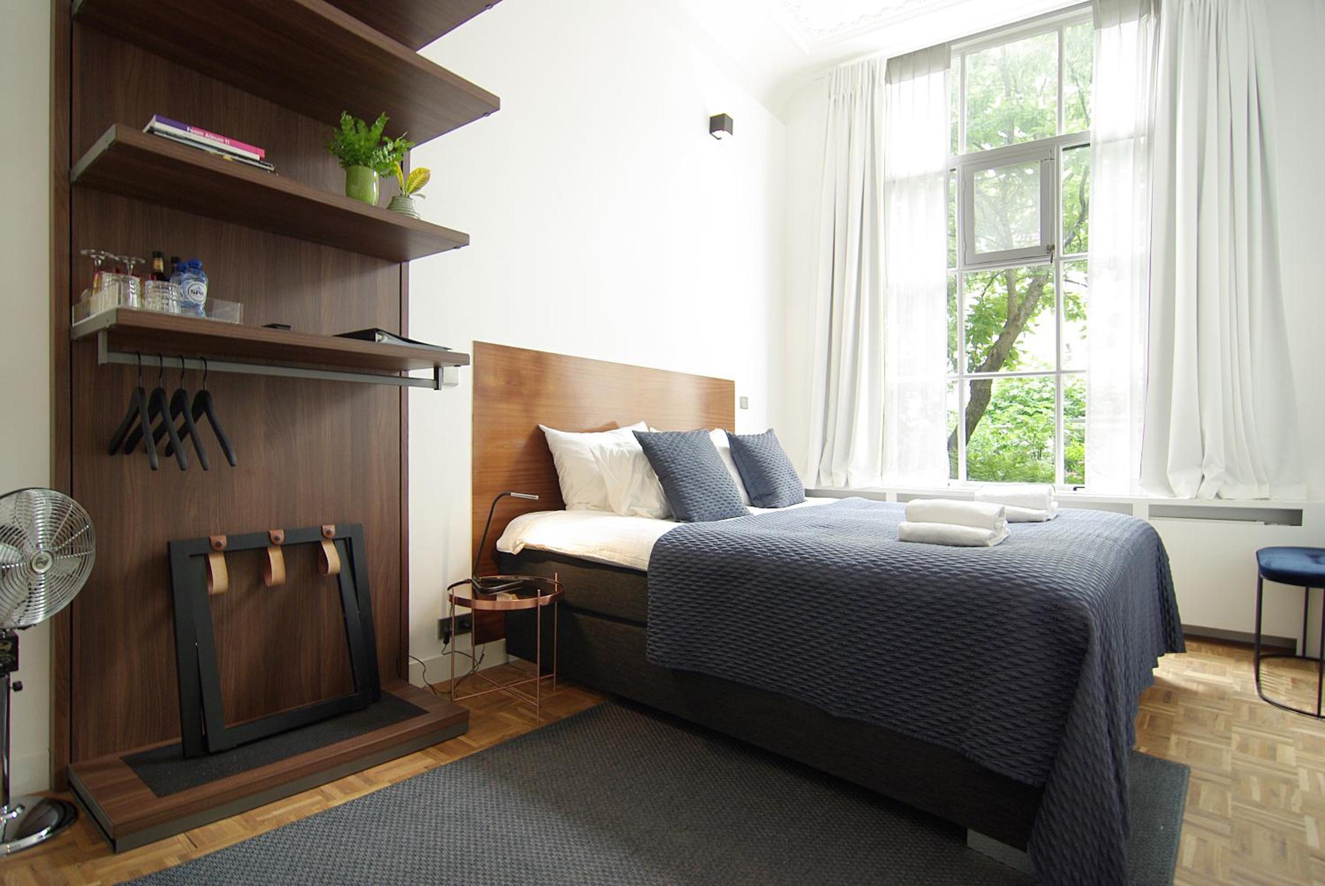 Deluxe King Room With Garden View