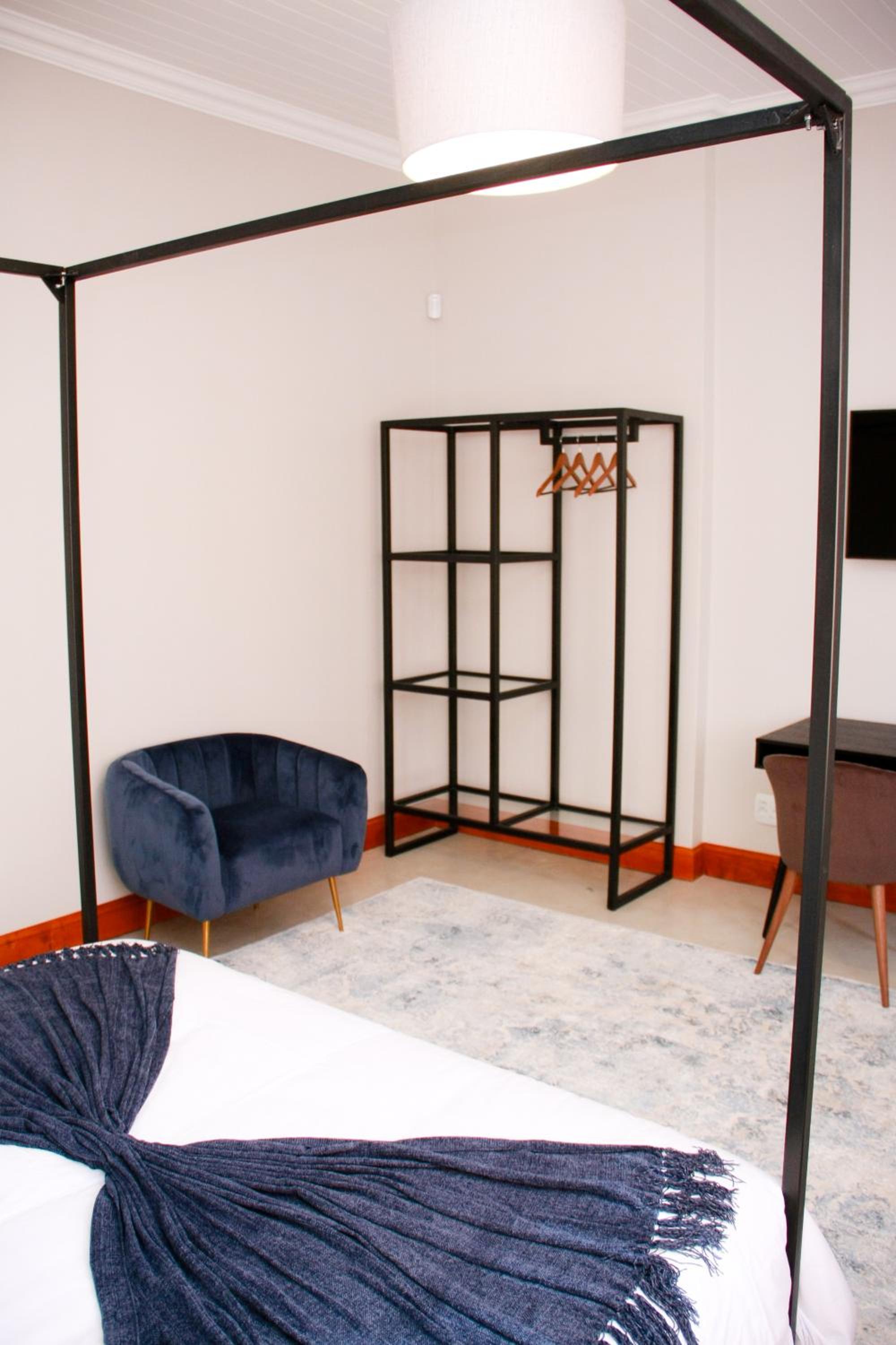 Double Room - Photo 7