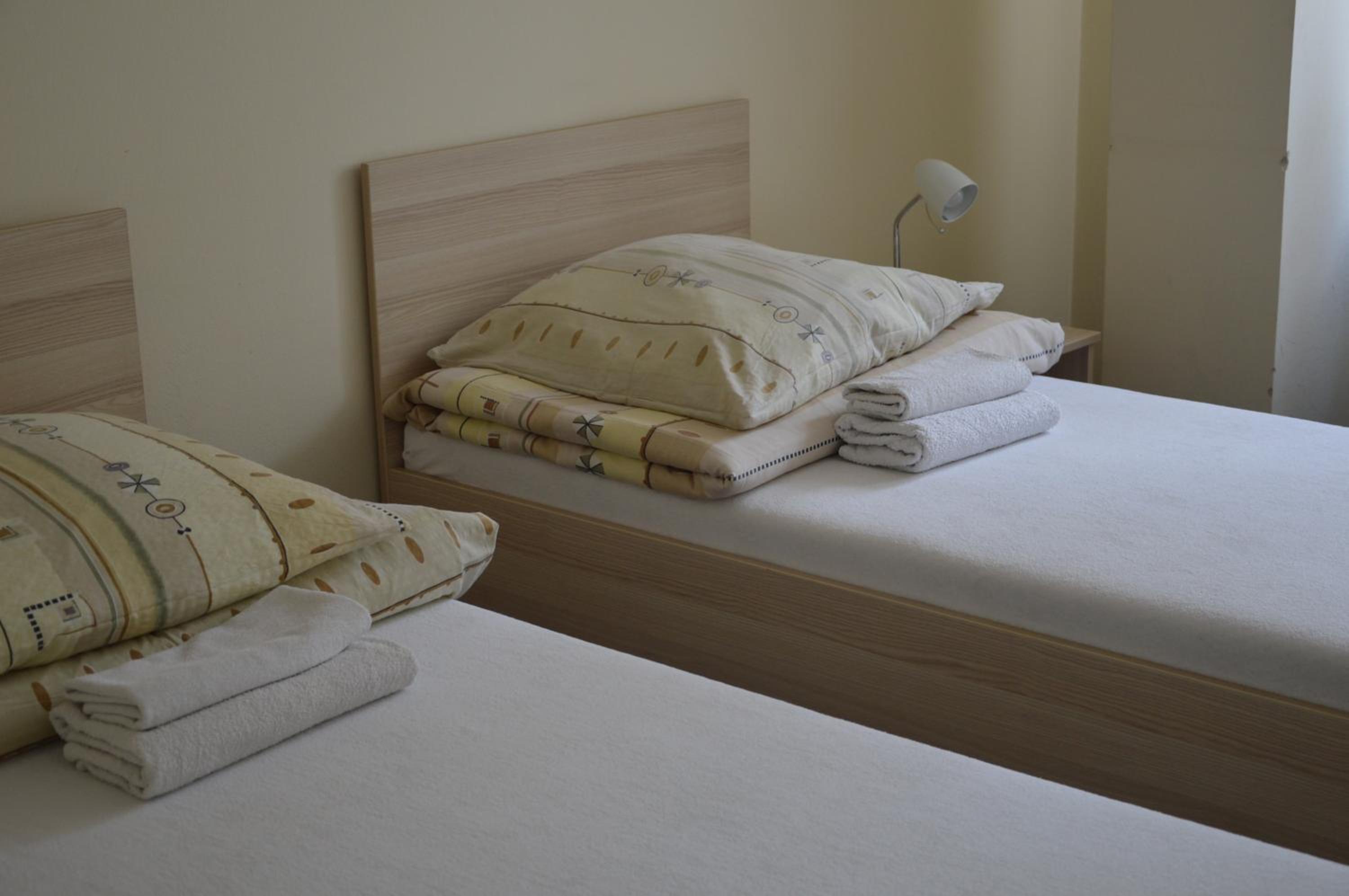 Twin Room - Photo 6
