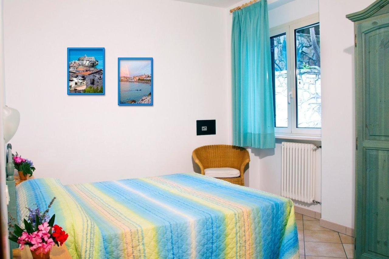 One-Bedroom Apartment (3 Adults) with Sea View