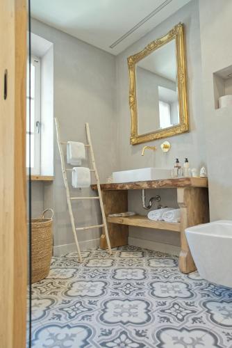 Deluxe Double Room with Castle View photo 3
