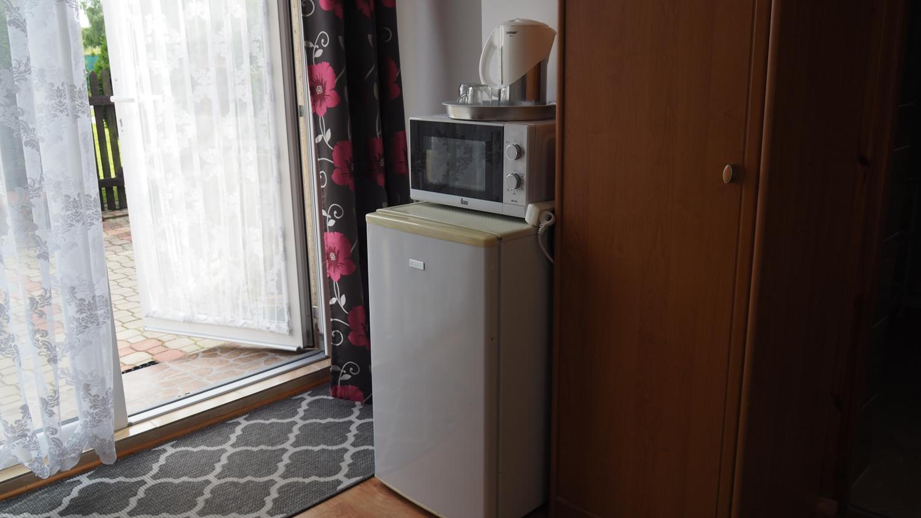 Double Room with Private Bathroom - Photo 4