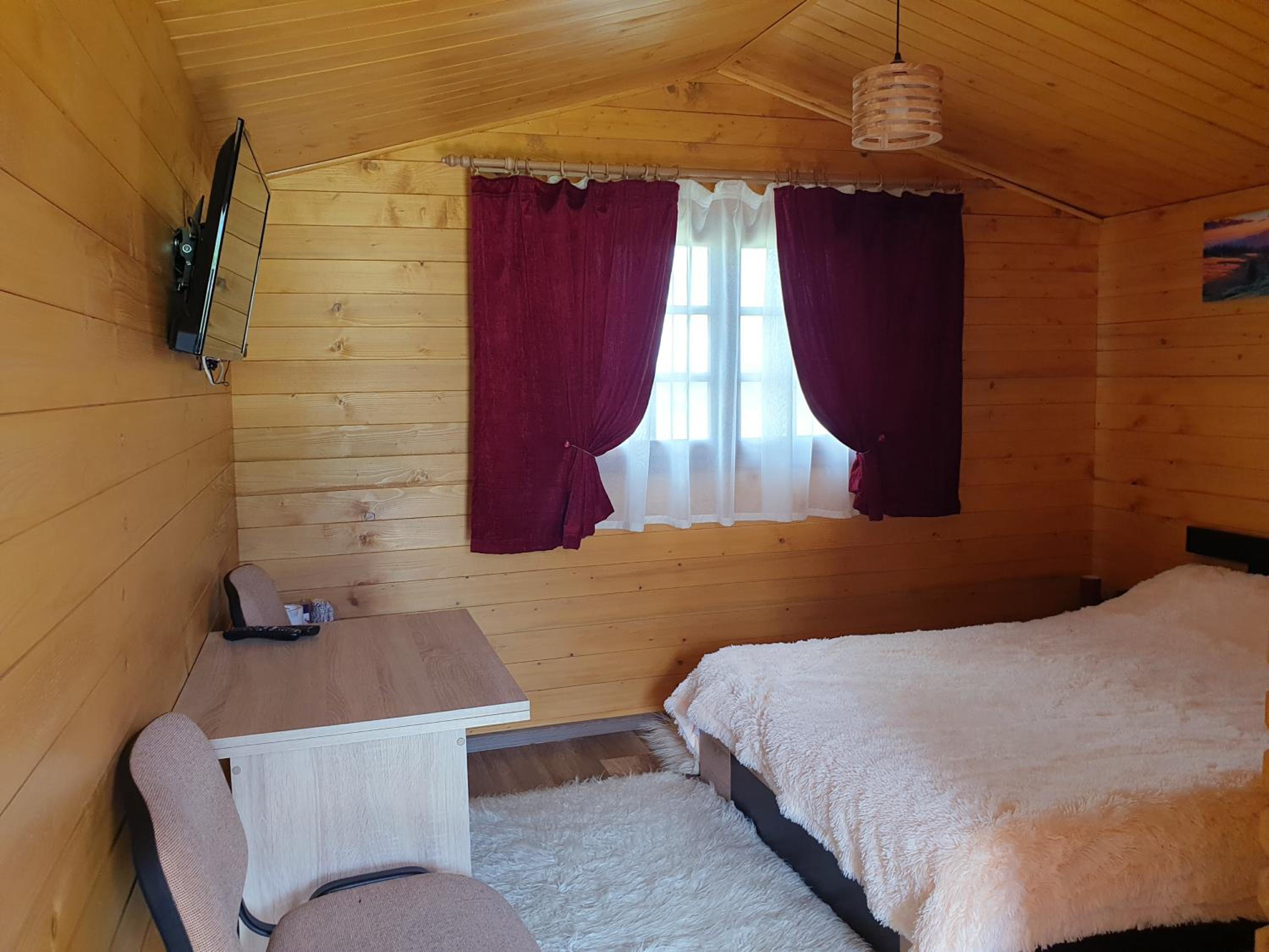 Double Room with Mountain View - Photo 17