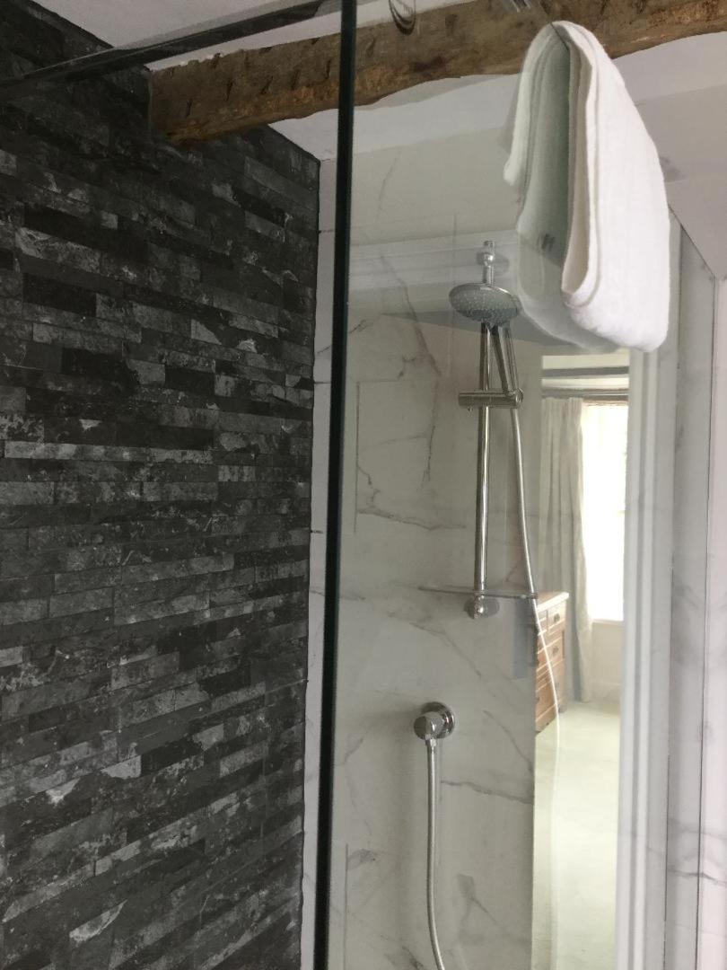 Deluxe Double Room With Shower photo 3