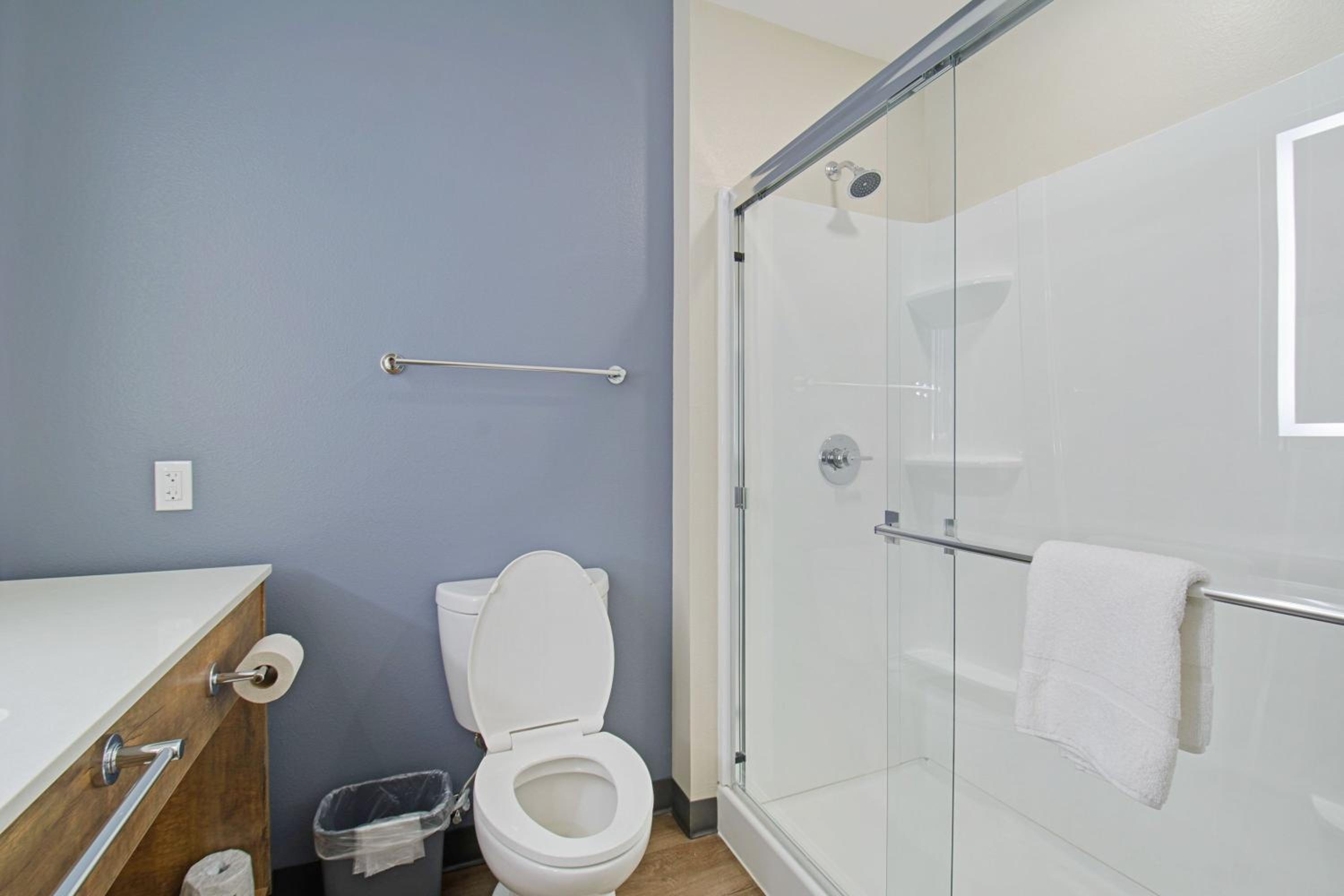 Standard Studio King Room - Non-Smoking - Photo 7