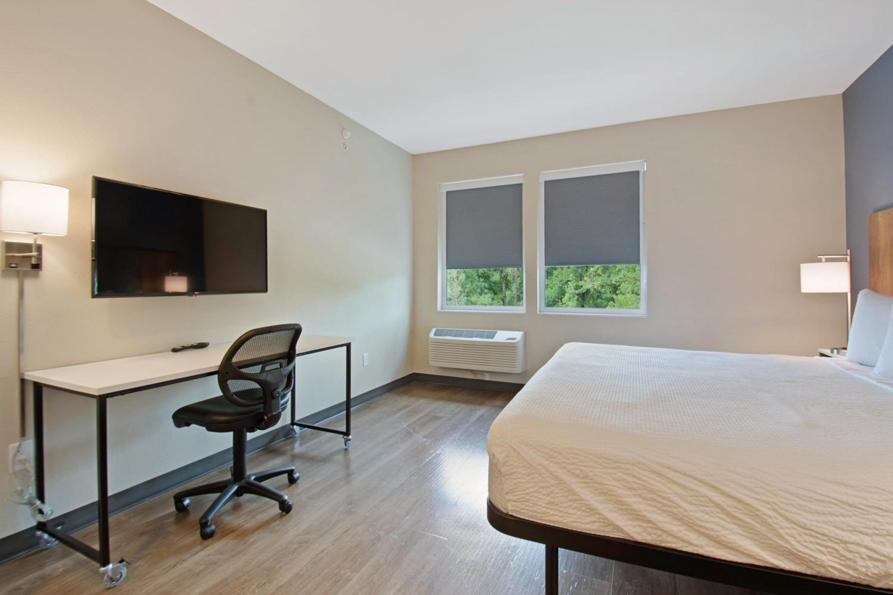 Standard Studio King Room - Non-Smoking - Photo 3