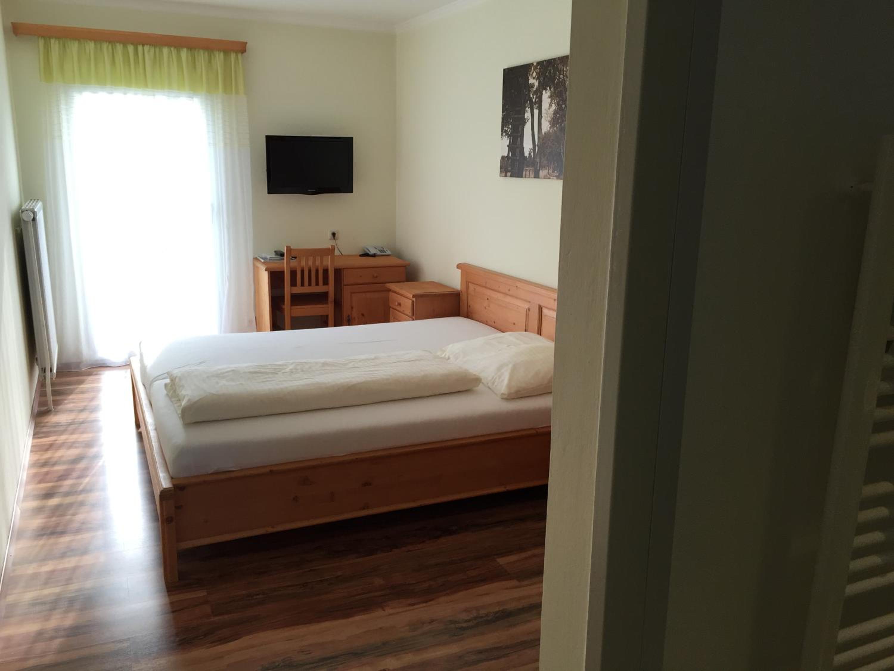 Double or Twin Room photo 1