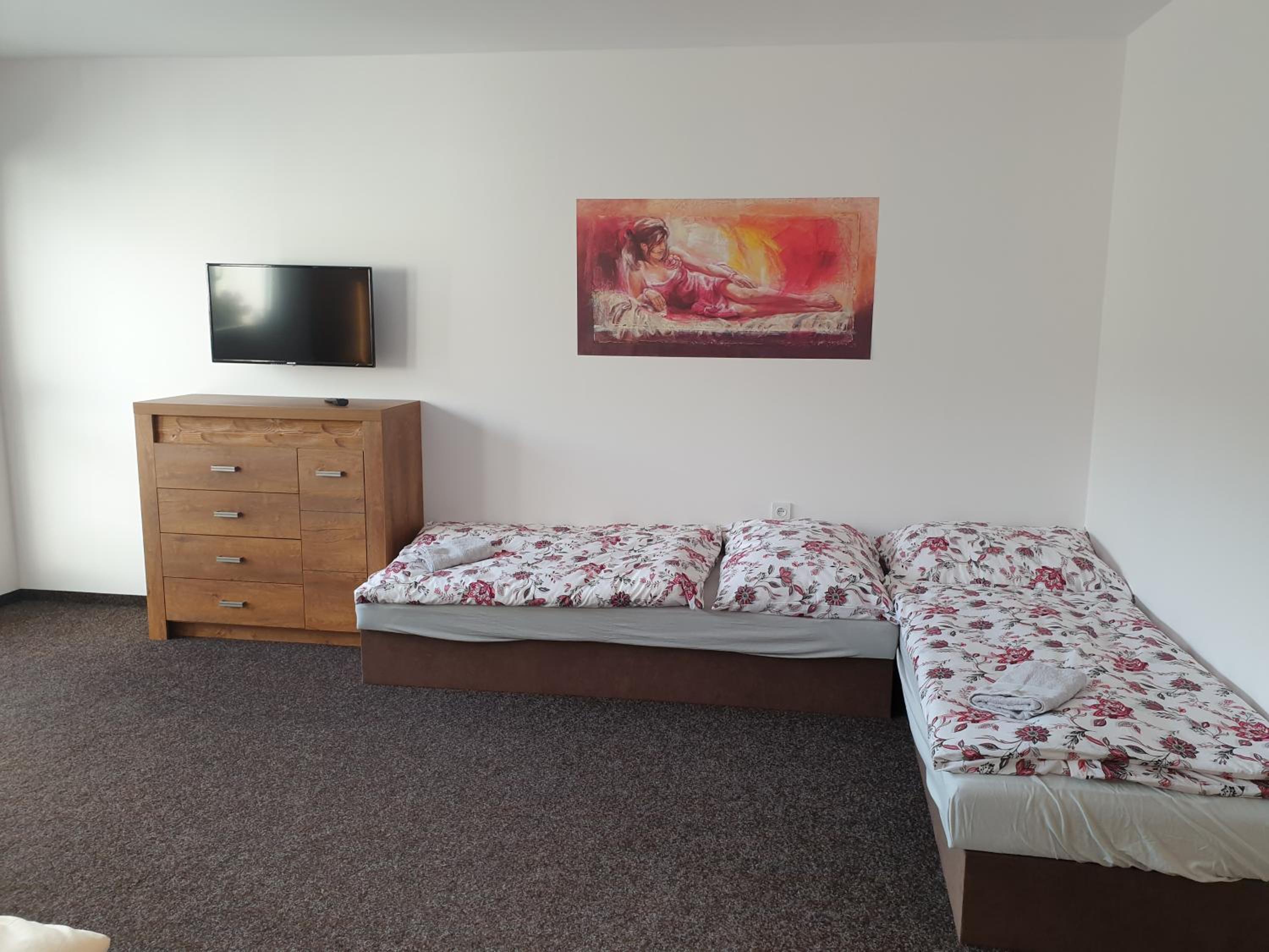 Quadruple Room with Balcony photo 2