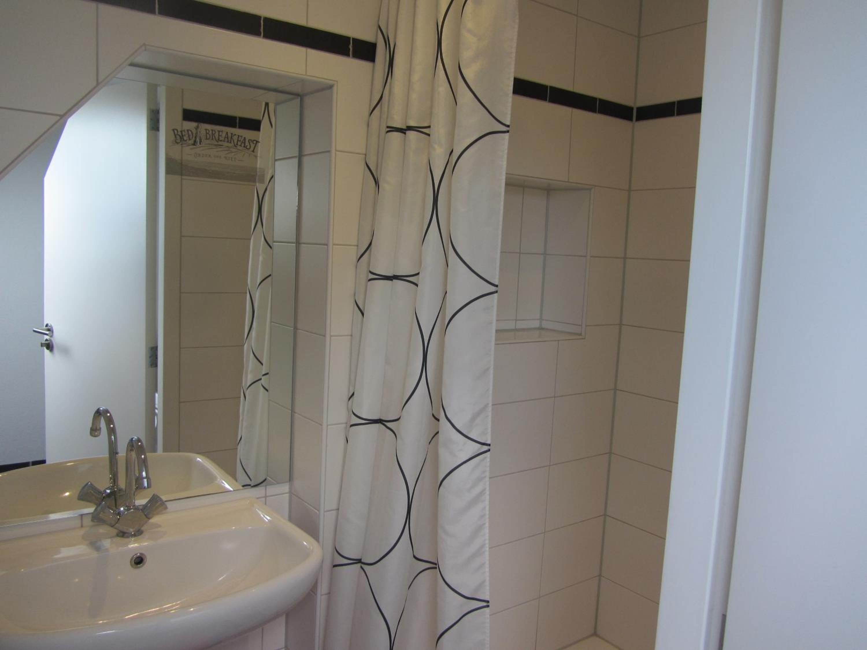 Standard Double Room with Shared Bathroom photo 2