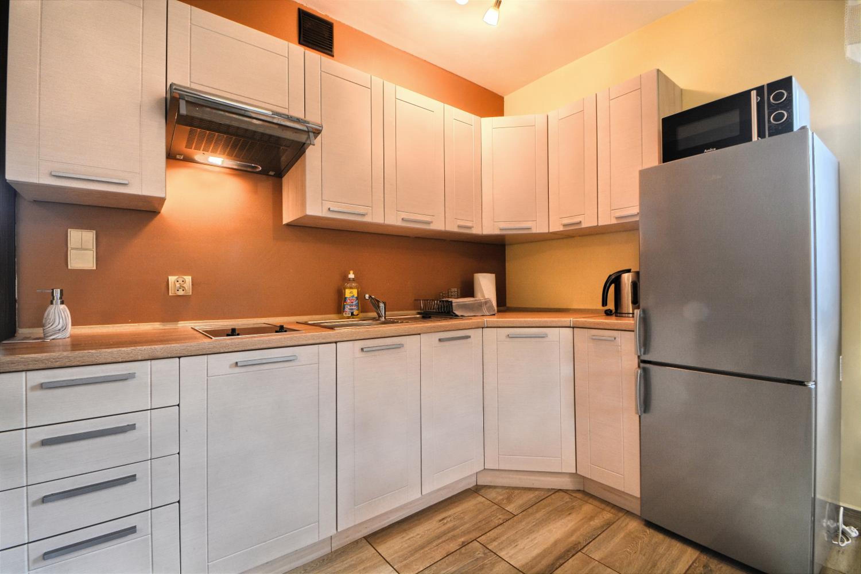 Three-Bedroom House photo 2
