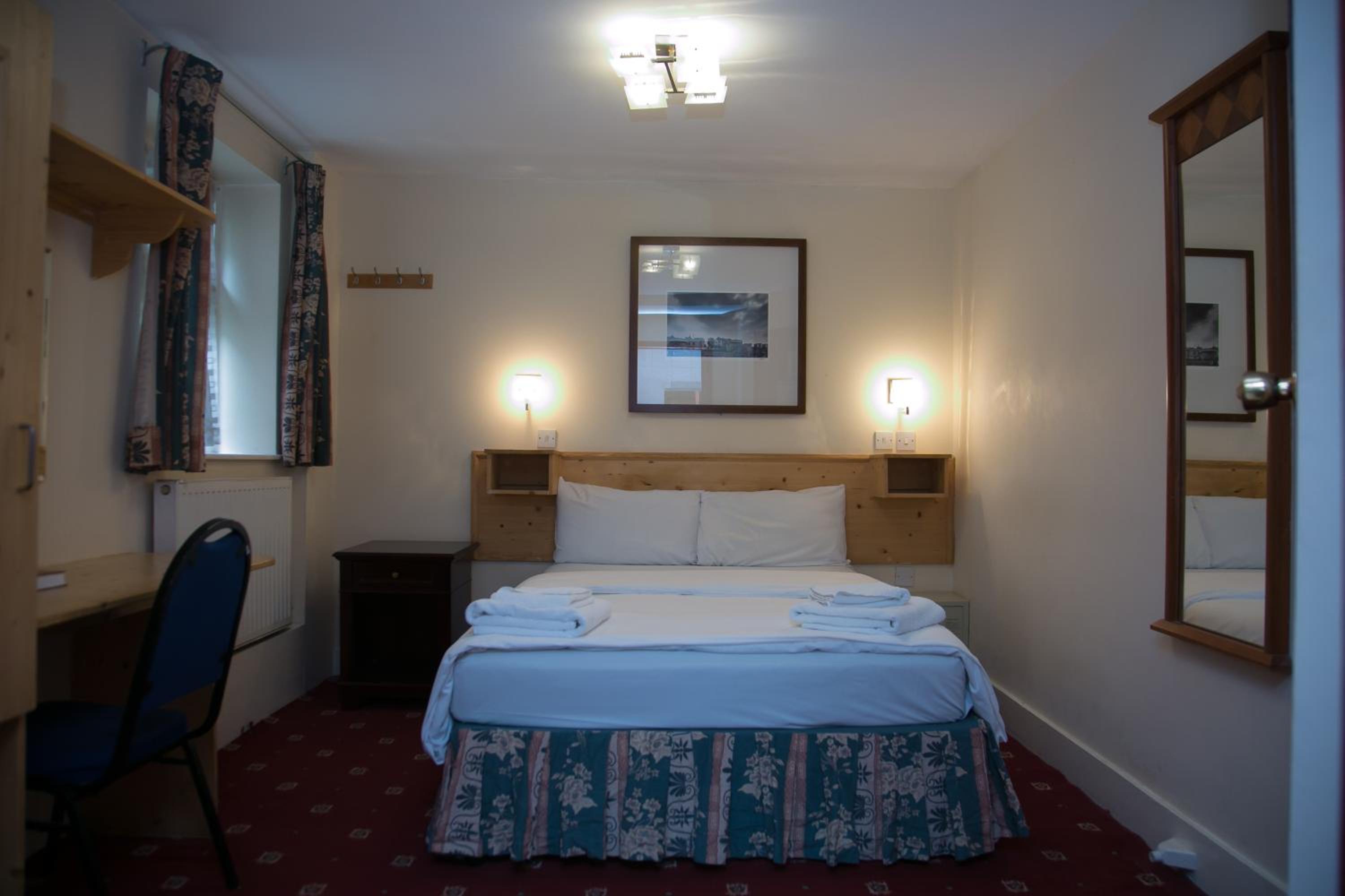 Double Room Ensuite photo 2