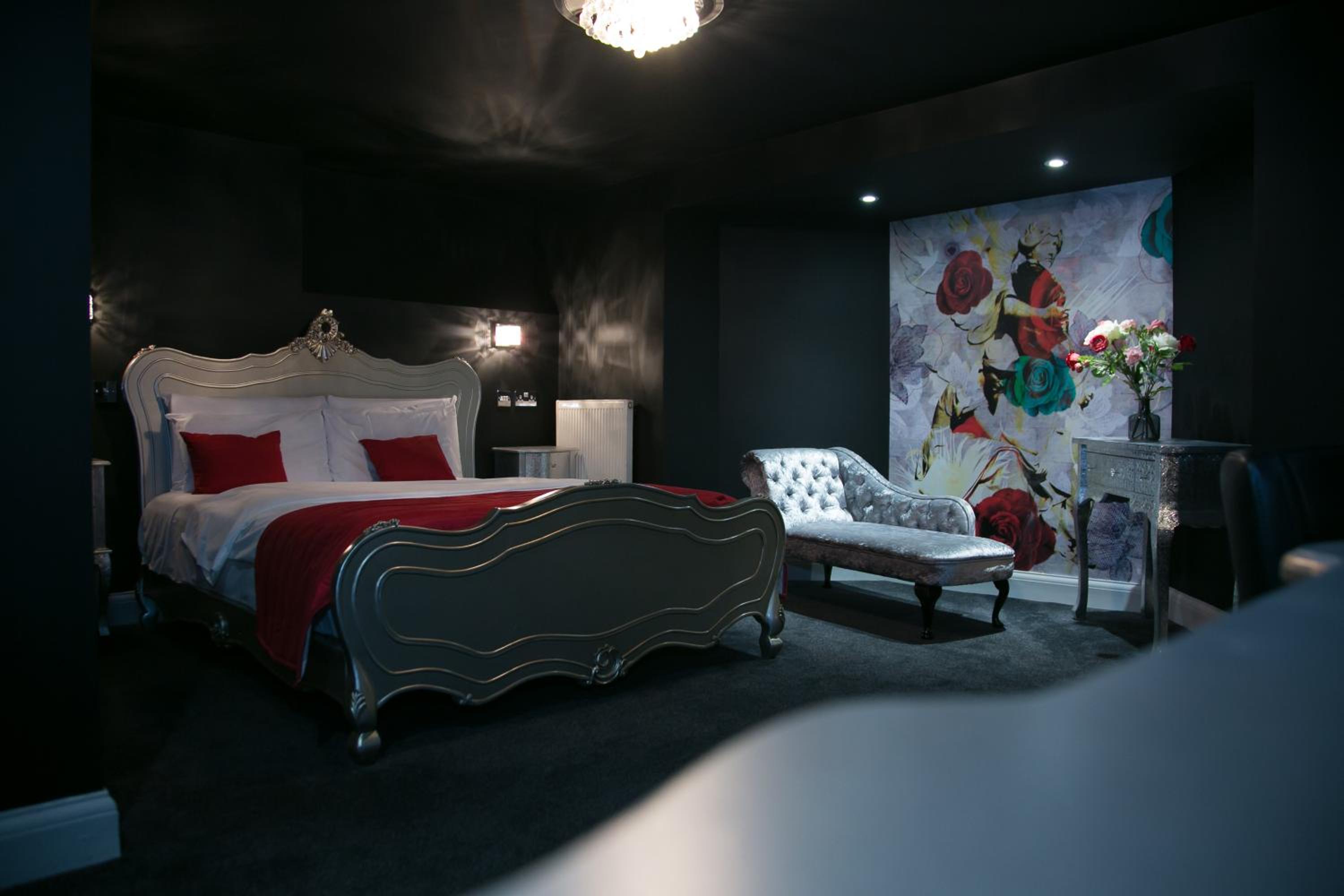Superior King Room photo 2