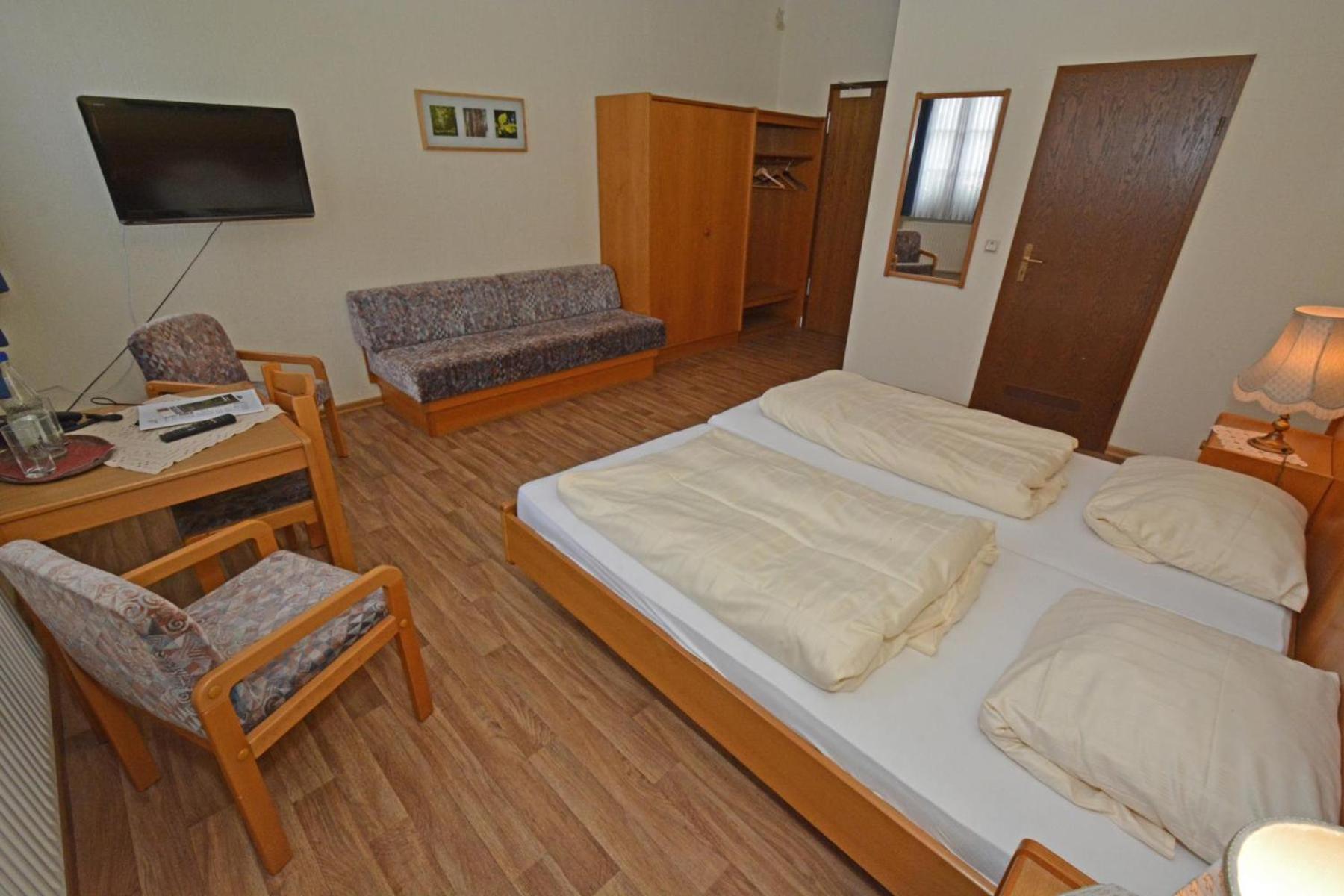 Economy Double Room - Photo 1