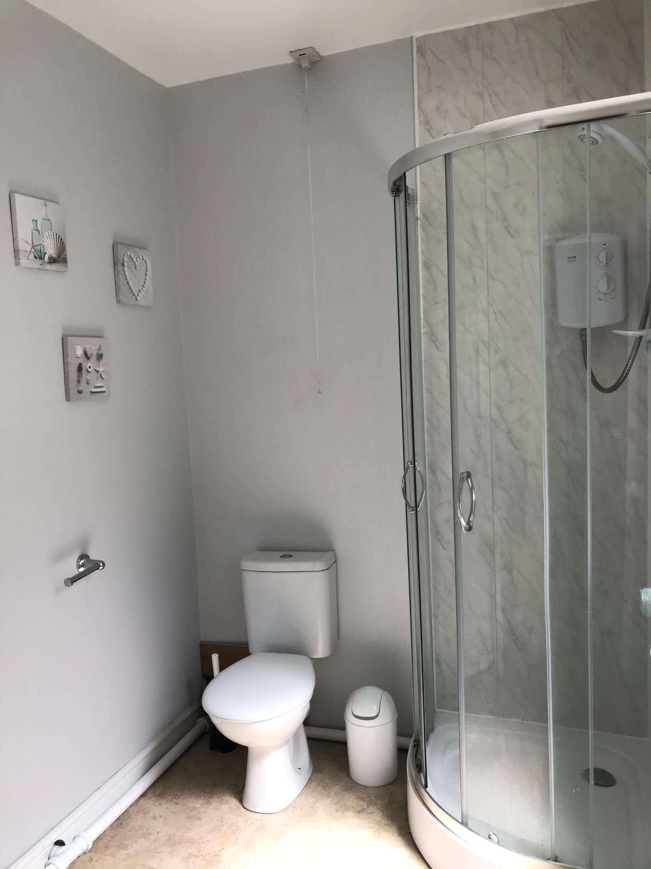 Family Room With Shower photo 2