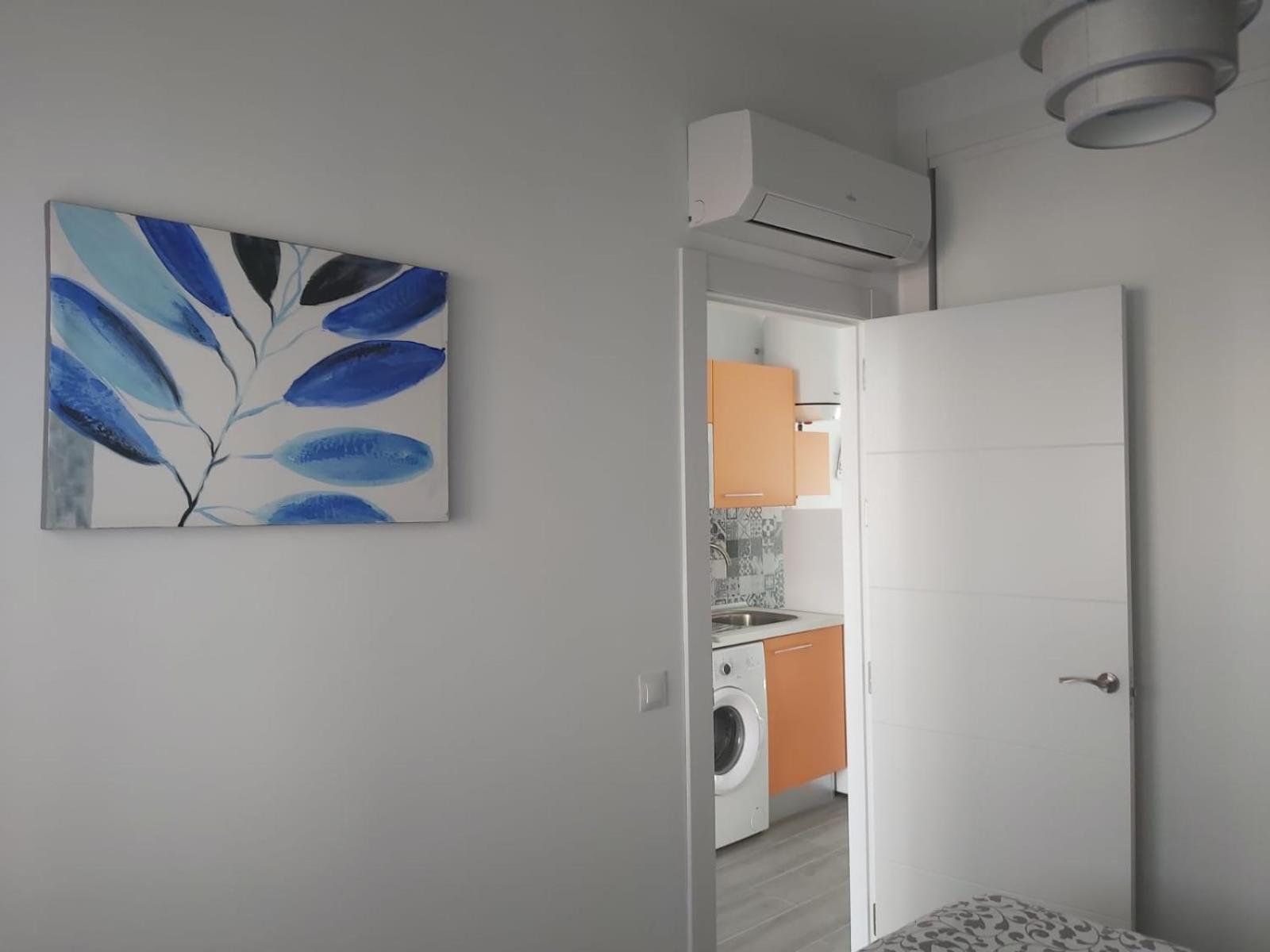 One-Bedroom Apartment - Photo 17