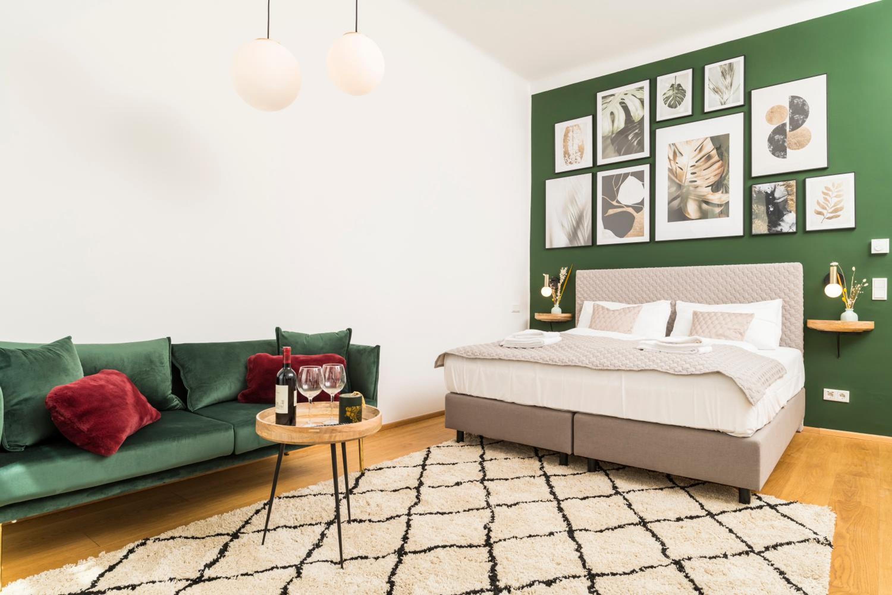 Studio Apartment