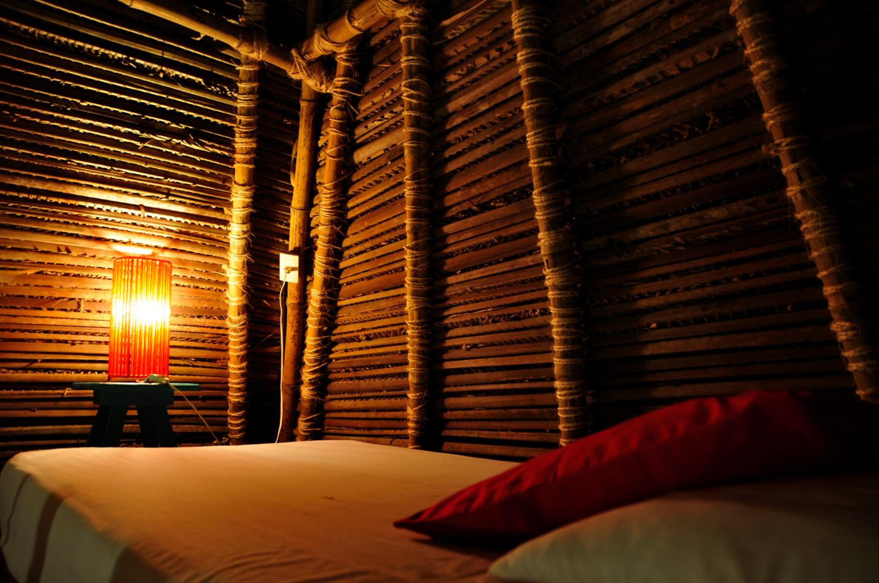 Bungalow (4 Adults)