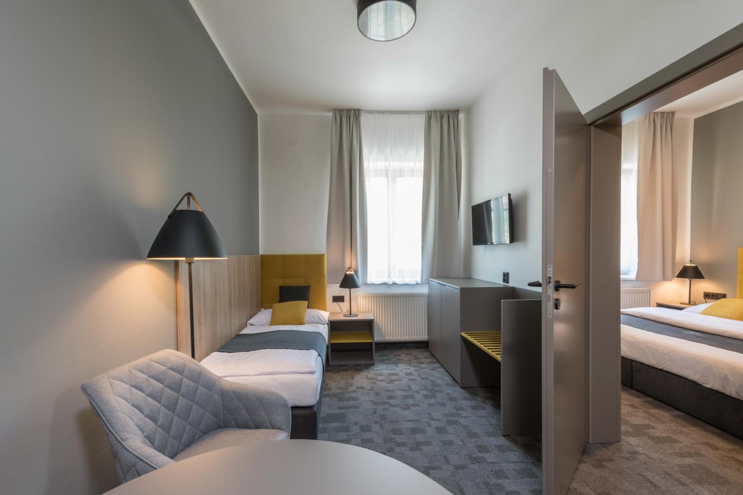 Triple Room - Photo 5