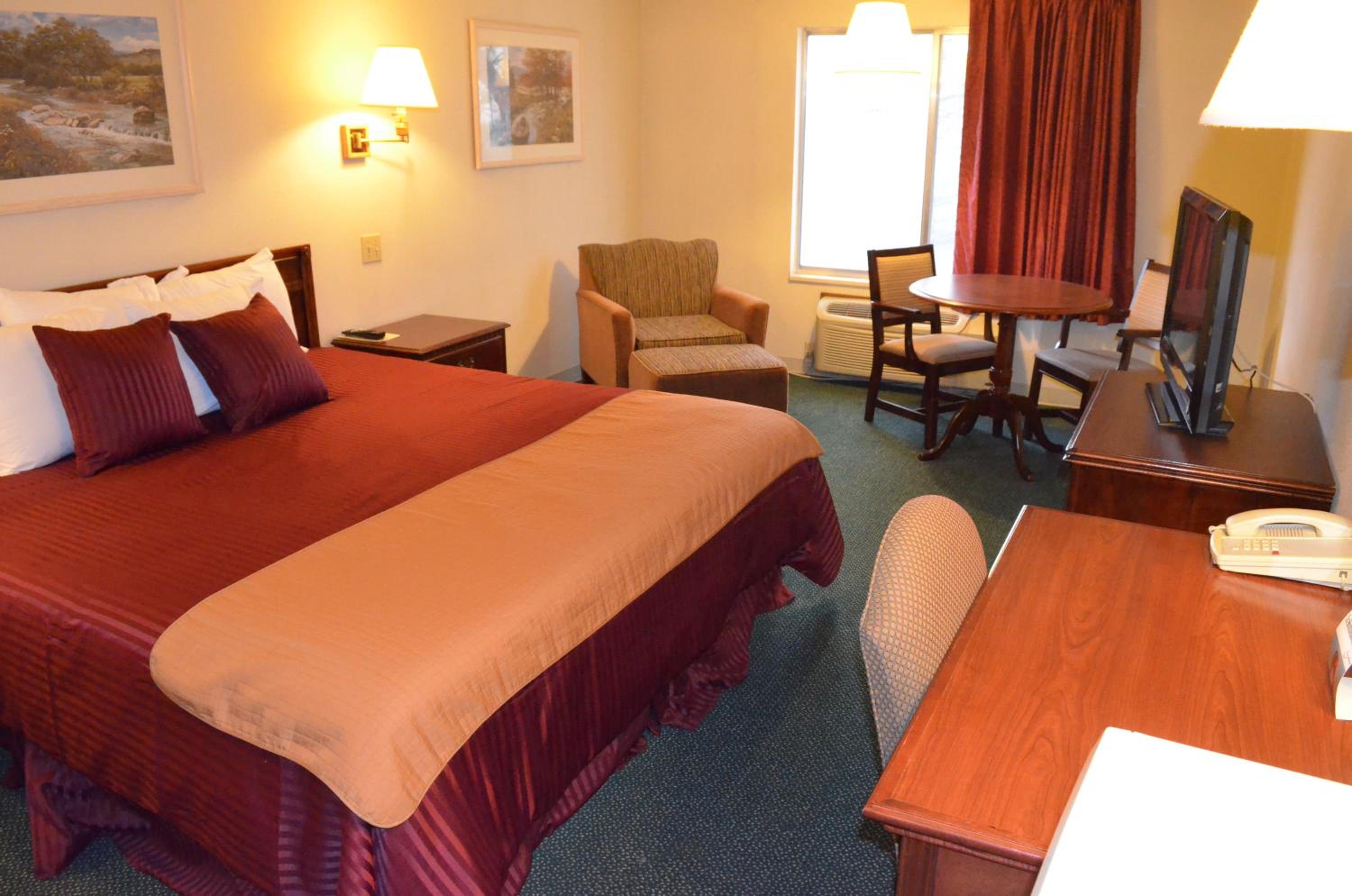 Queen Room - Photo 7