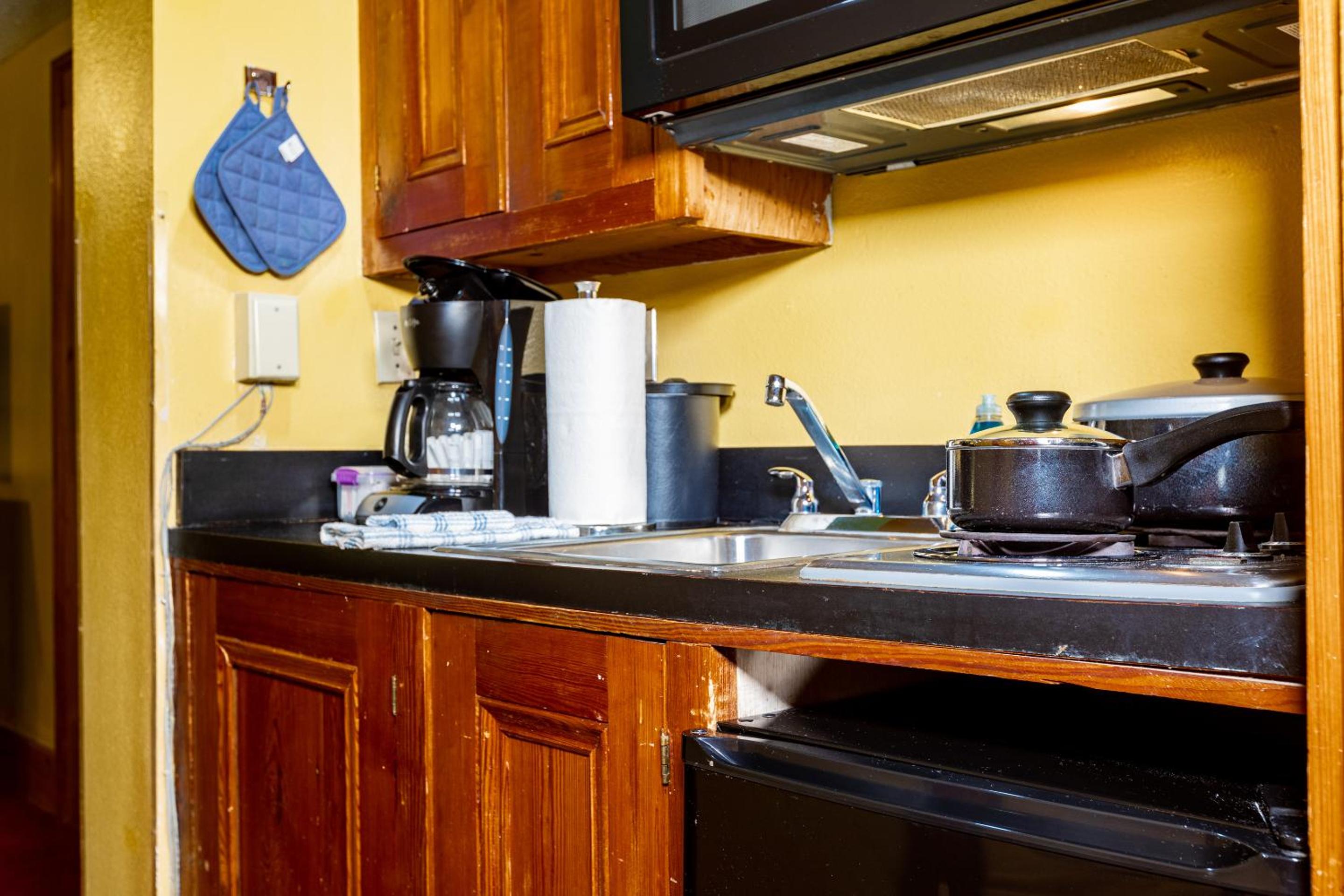 Superior Suite - Photo 5
