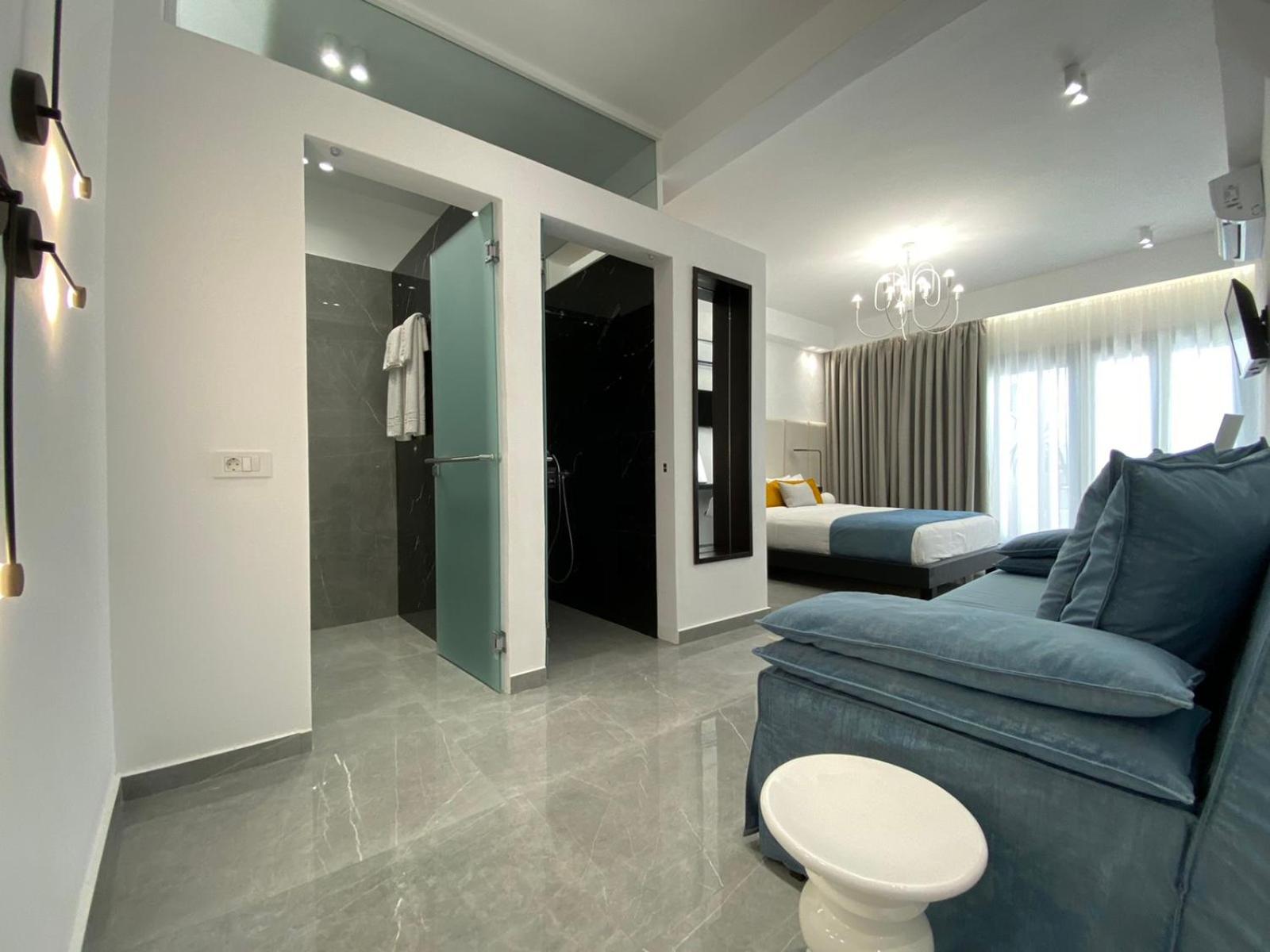 Superior Quadruple Room photo 3