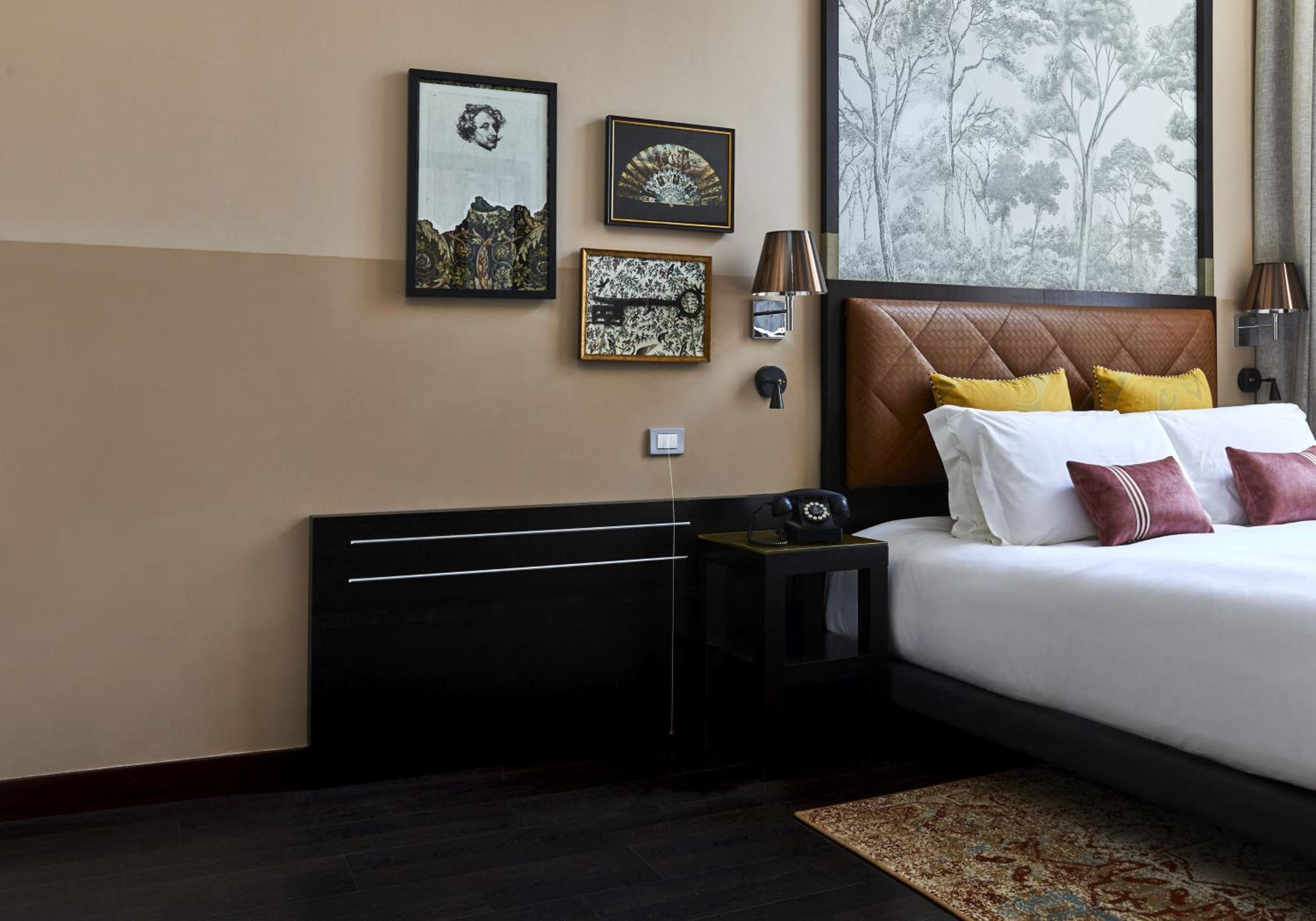 Standard King Room - Disability Access - Photo 2