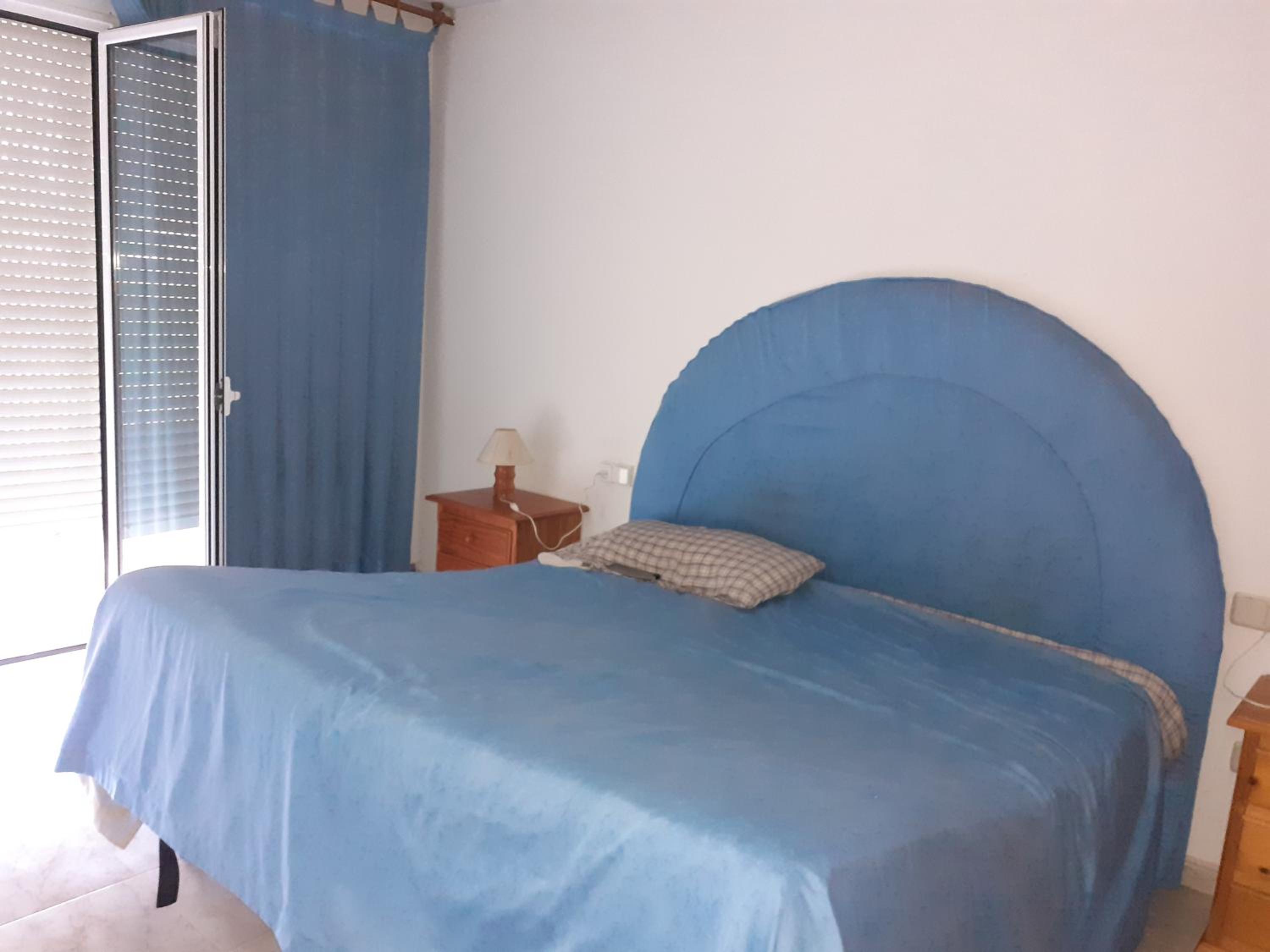 Three-Bedroom House - Photo 4