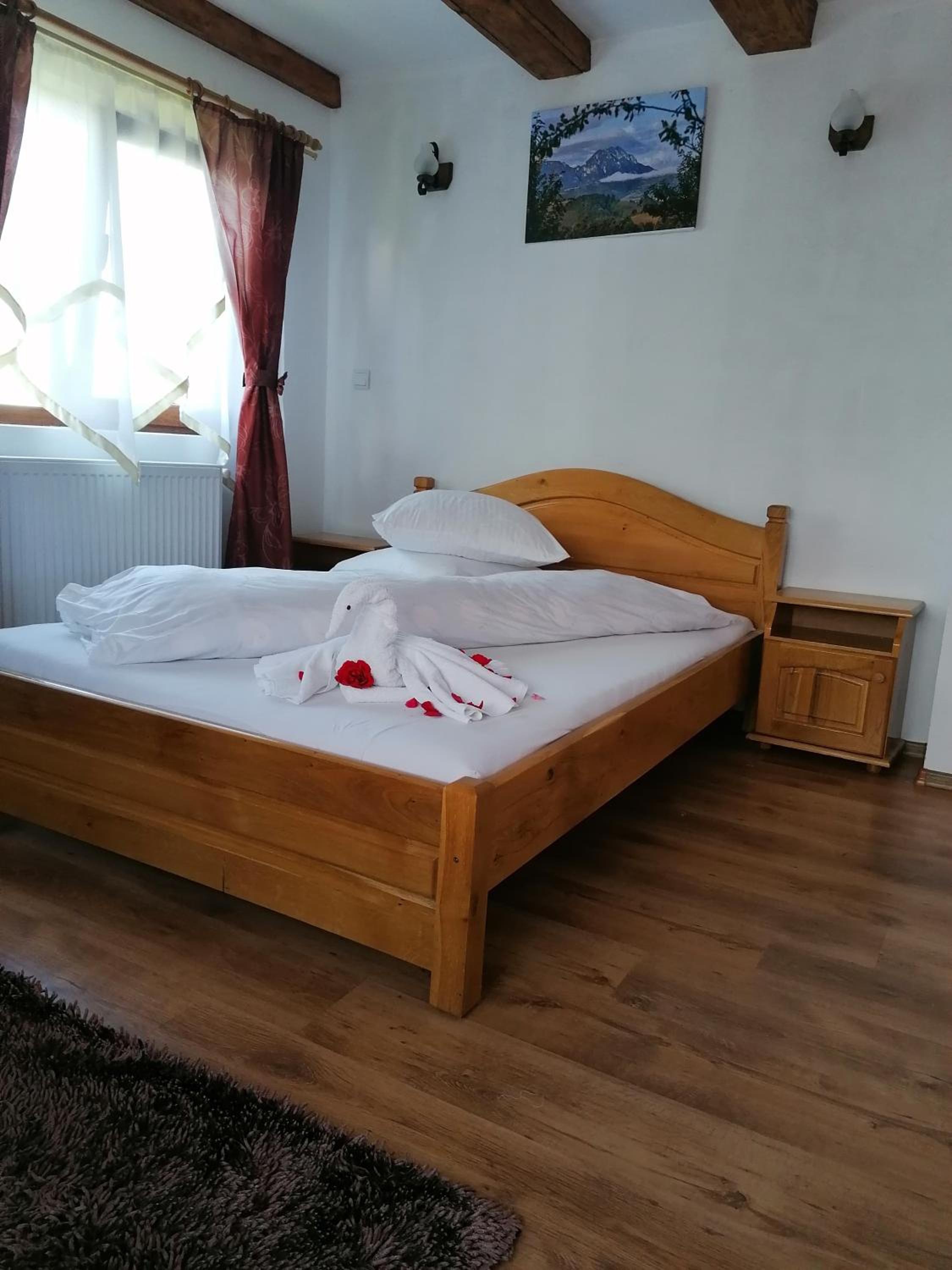 Double Room with Private Bathroom - Photo 3