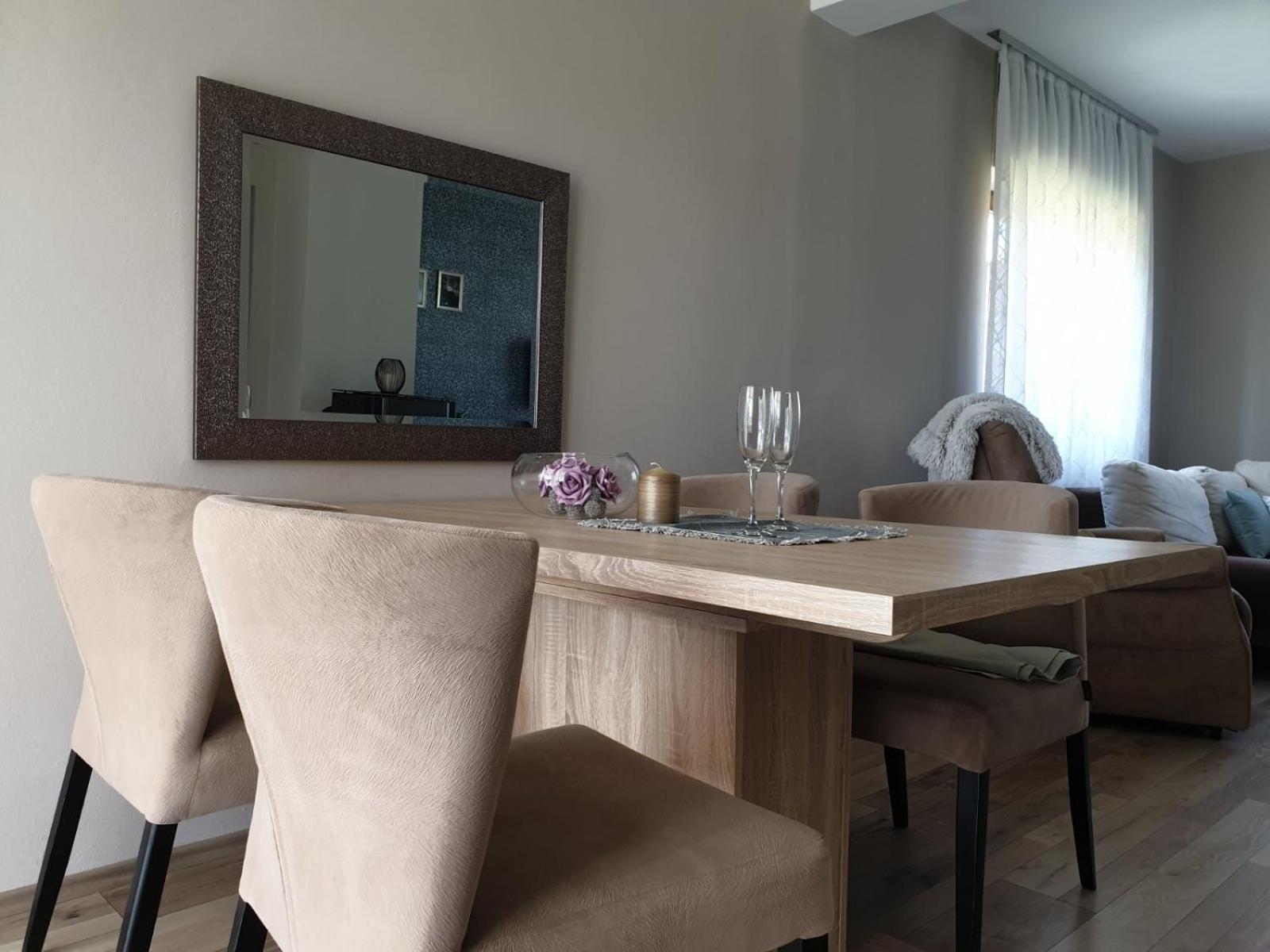 One-Bedroom House - Photo 10