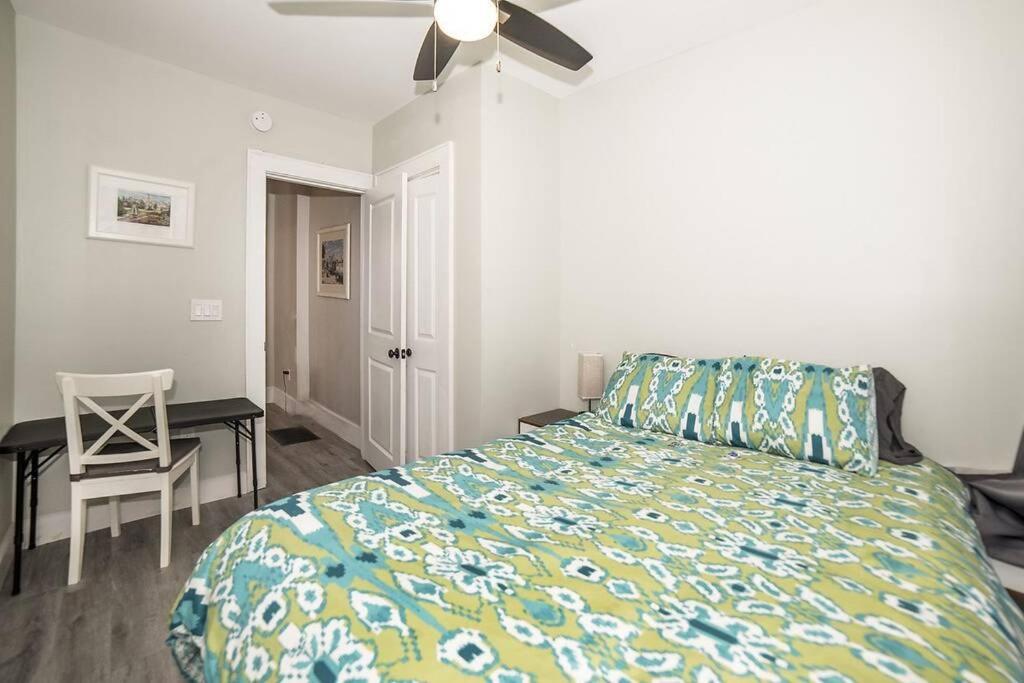 Two-Bedroom Apartment photo 2