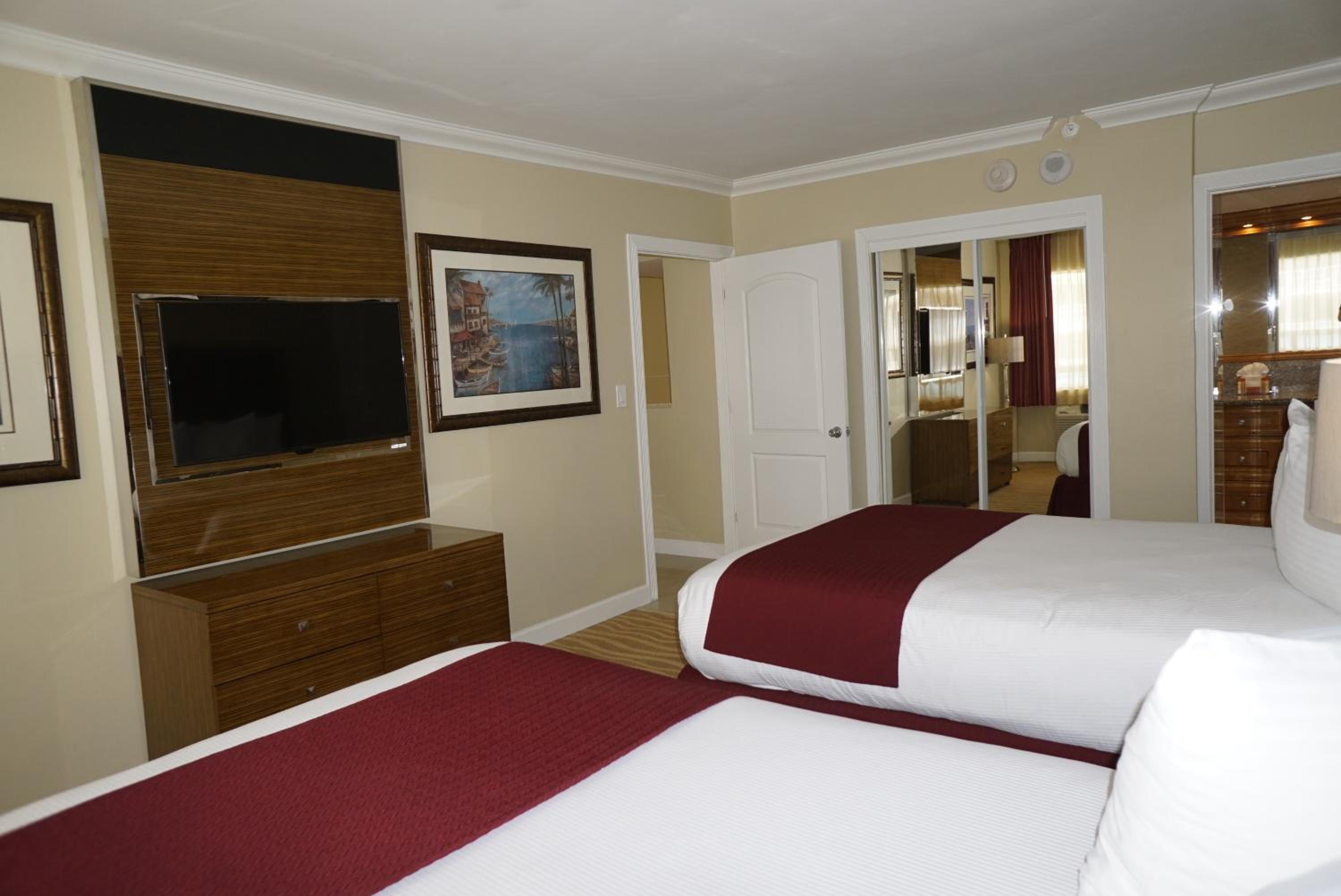 Double Suite with Ocean View - Photo 4