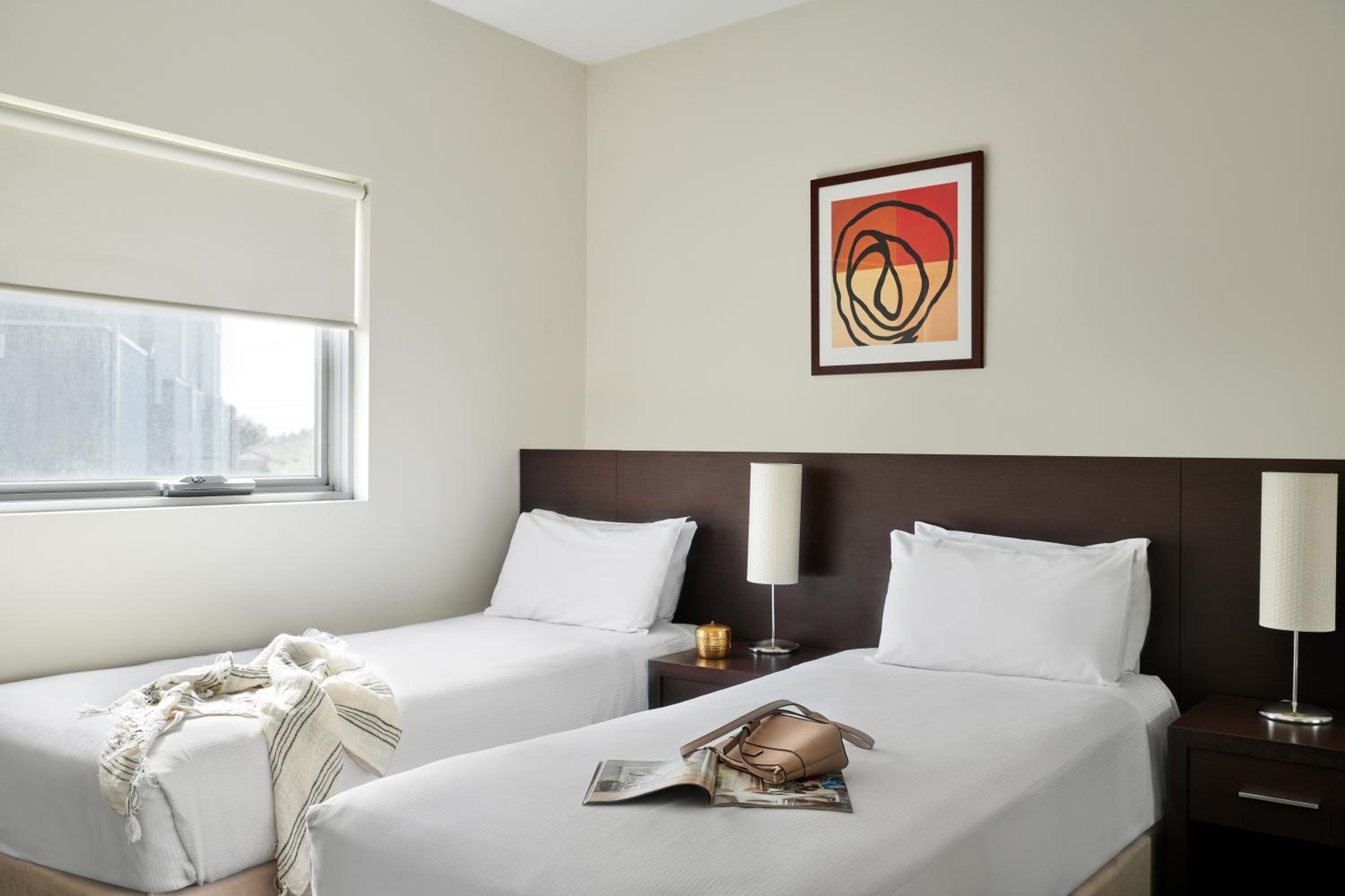 Two Bedroom Apartment  - Photo 3