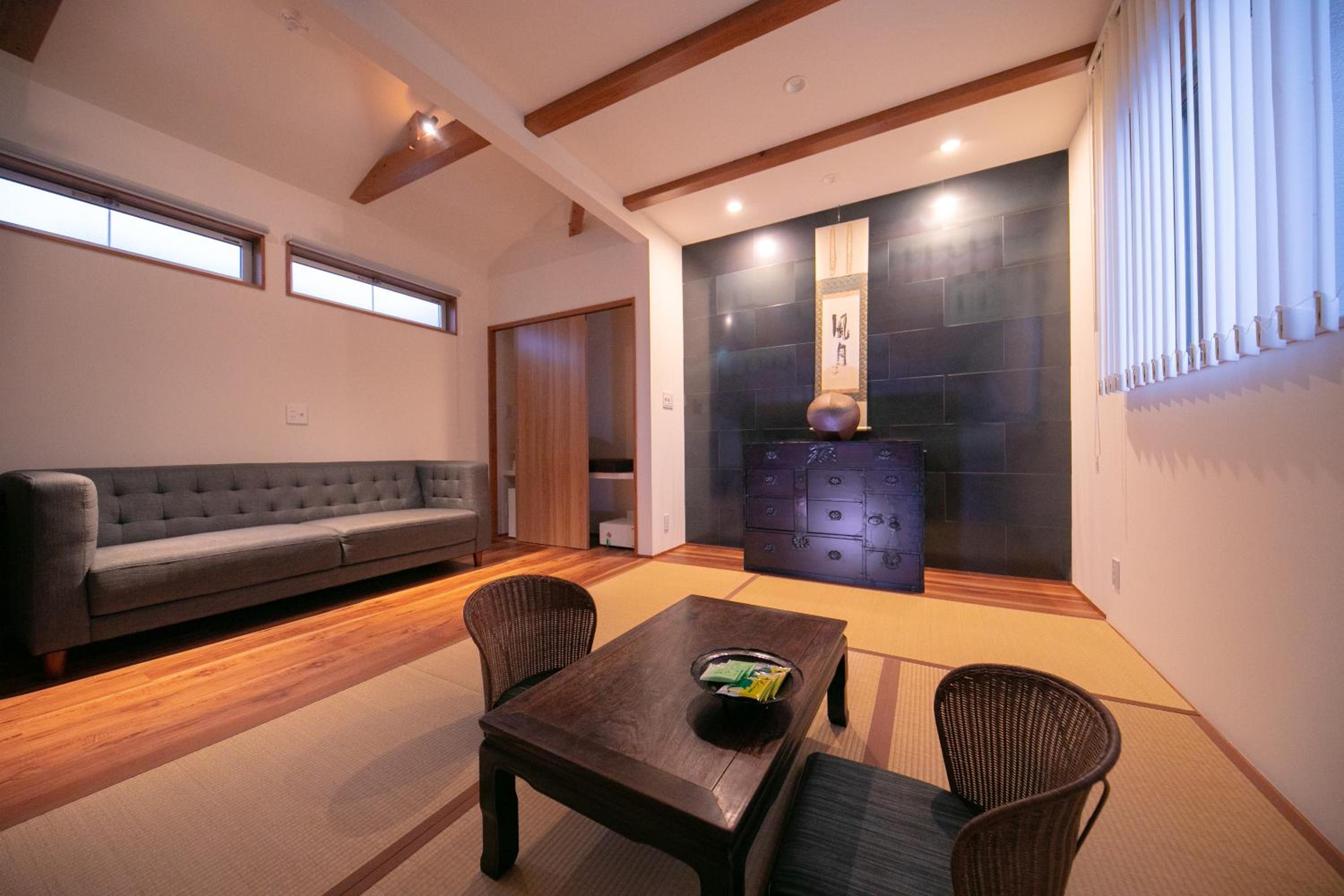 Deluxe Family Room