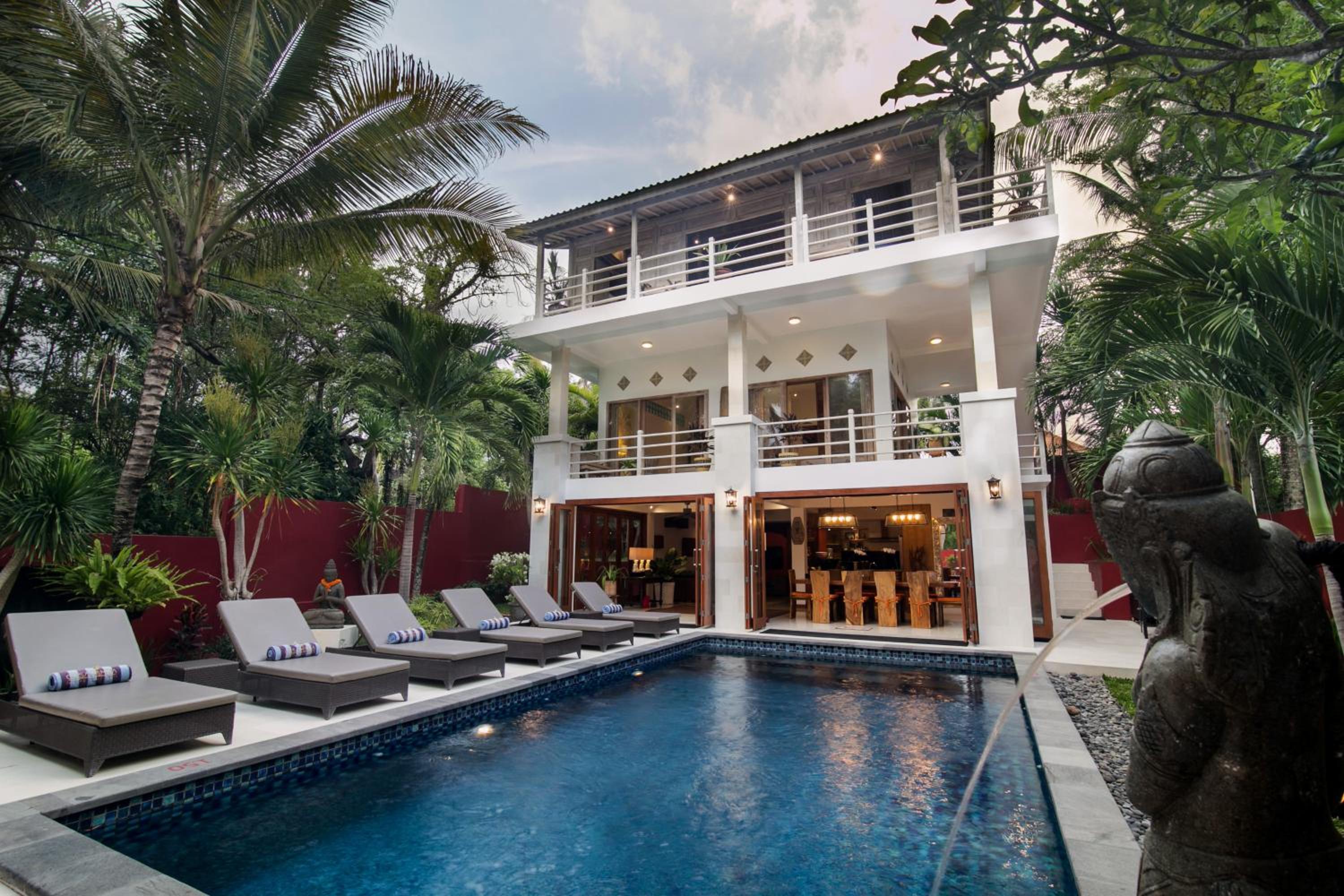 Villa with Private Pool with Sea View - Photo 25
