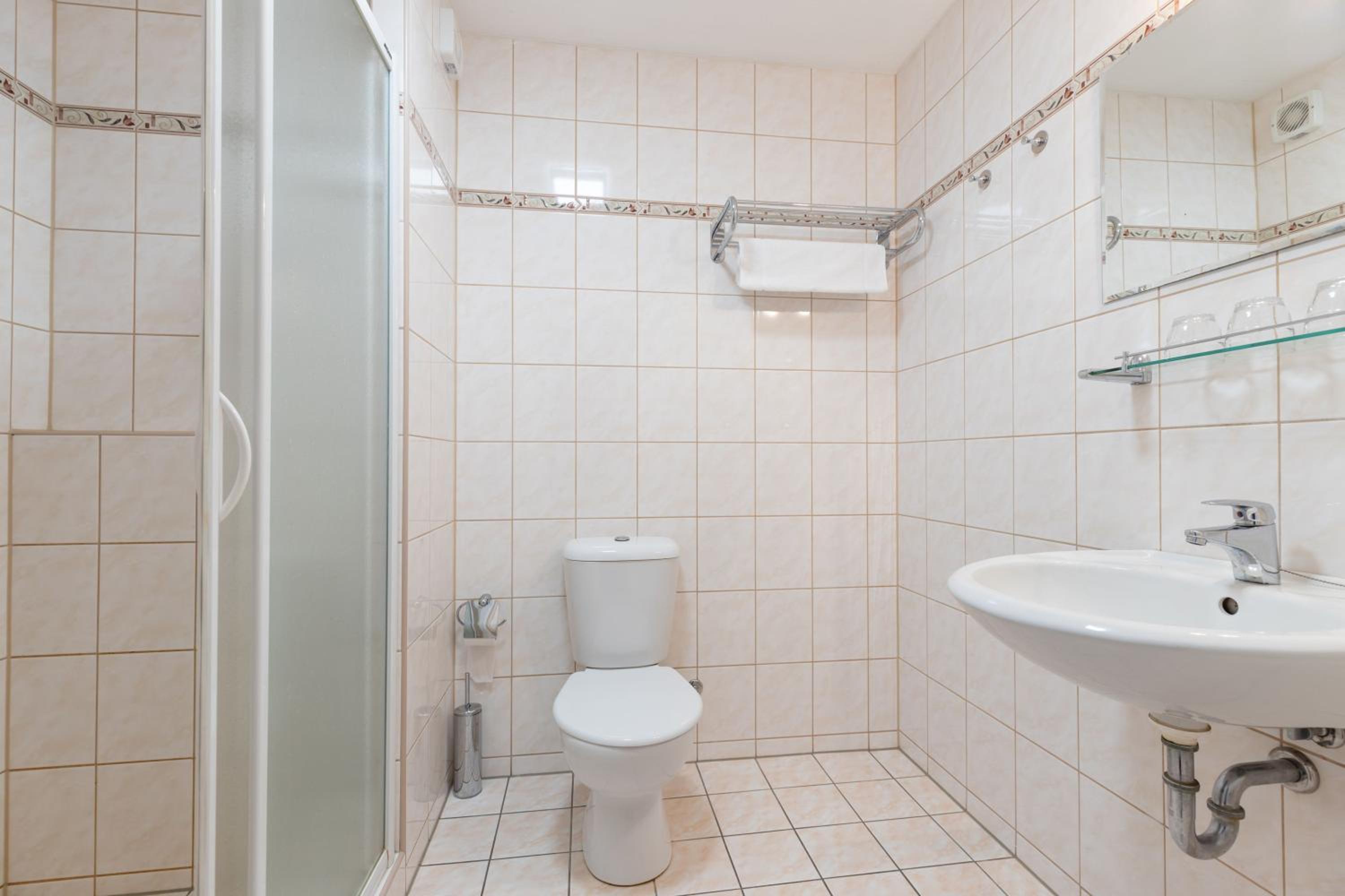 Triple Room - Photo 5