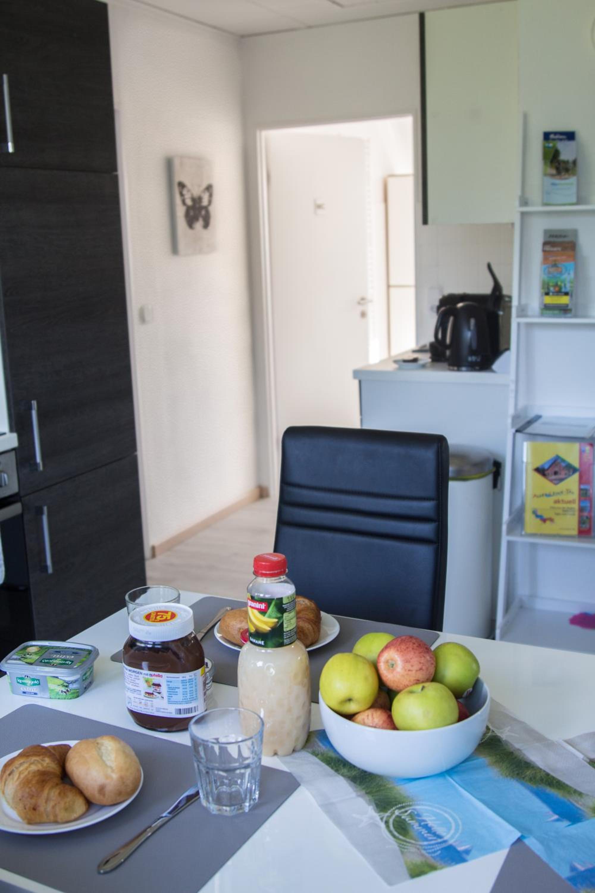 Two-Bedroom Apartment - Photo 16