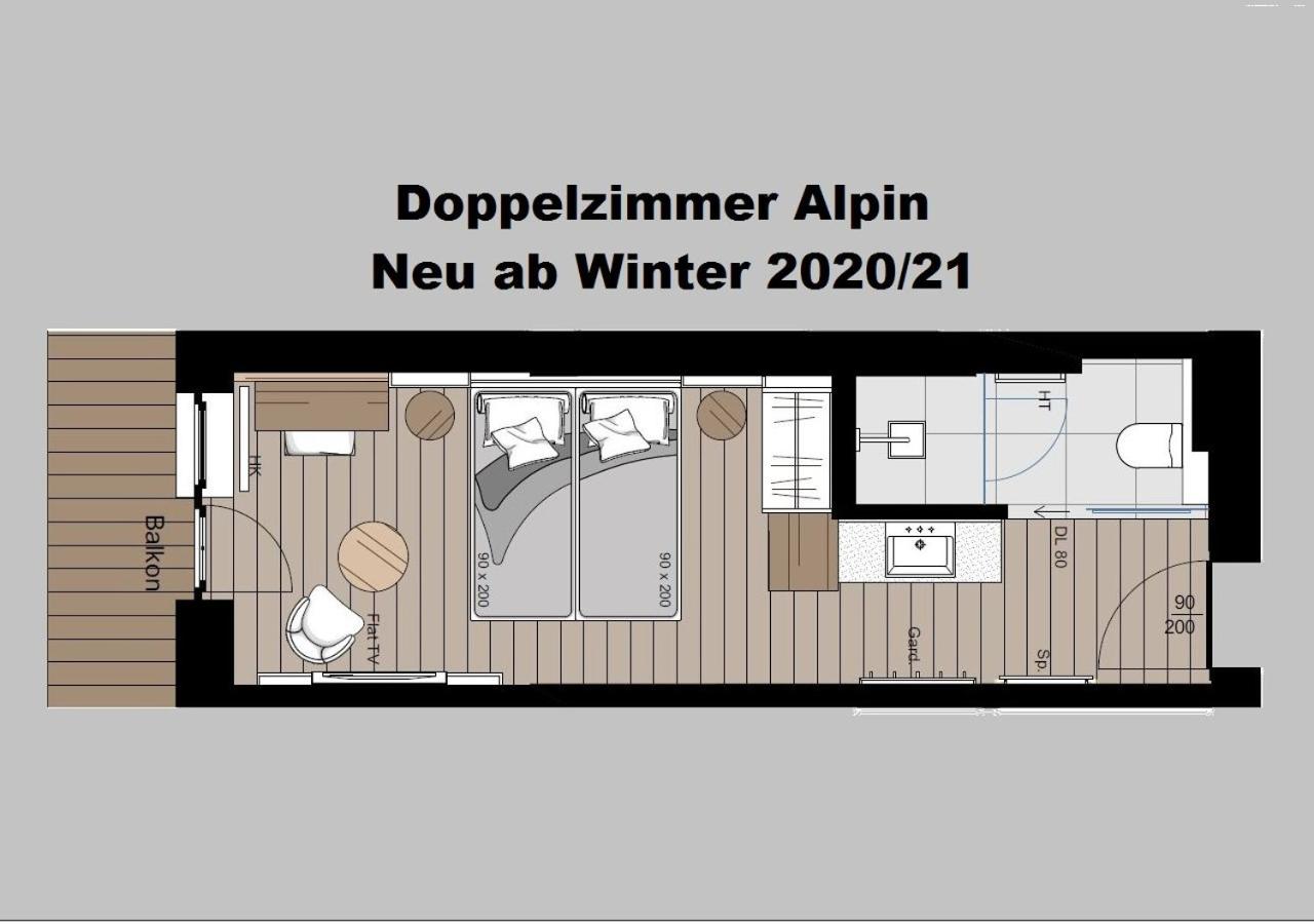 Double Room with Balcony - Photo 4