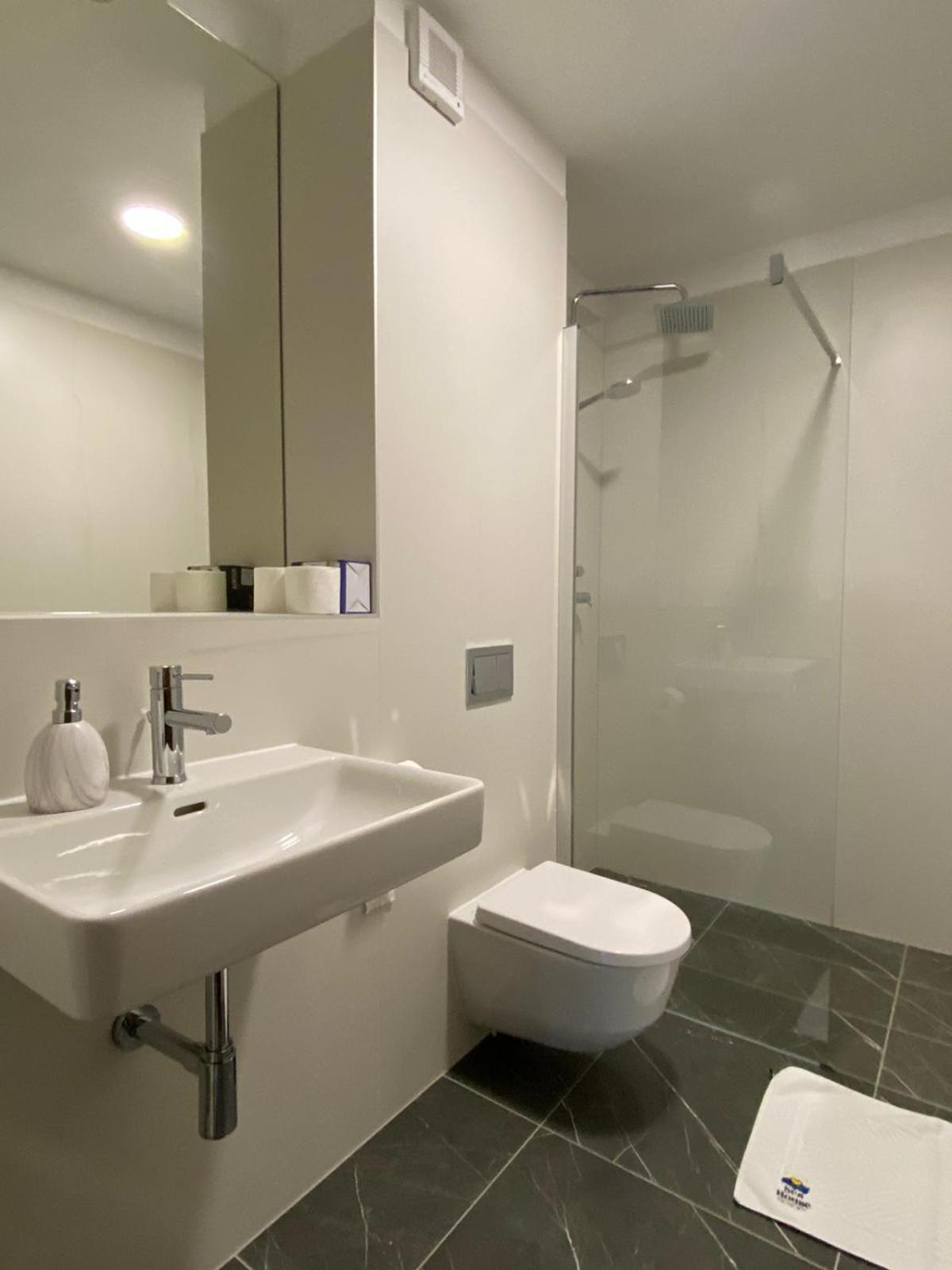 Two-Bedroom Suite photo 2
