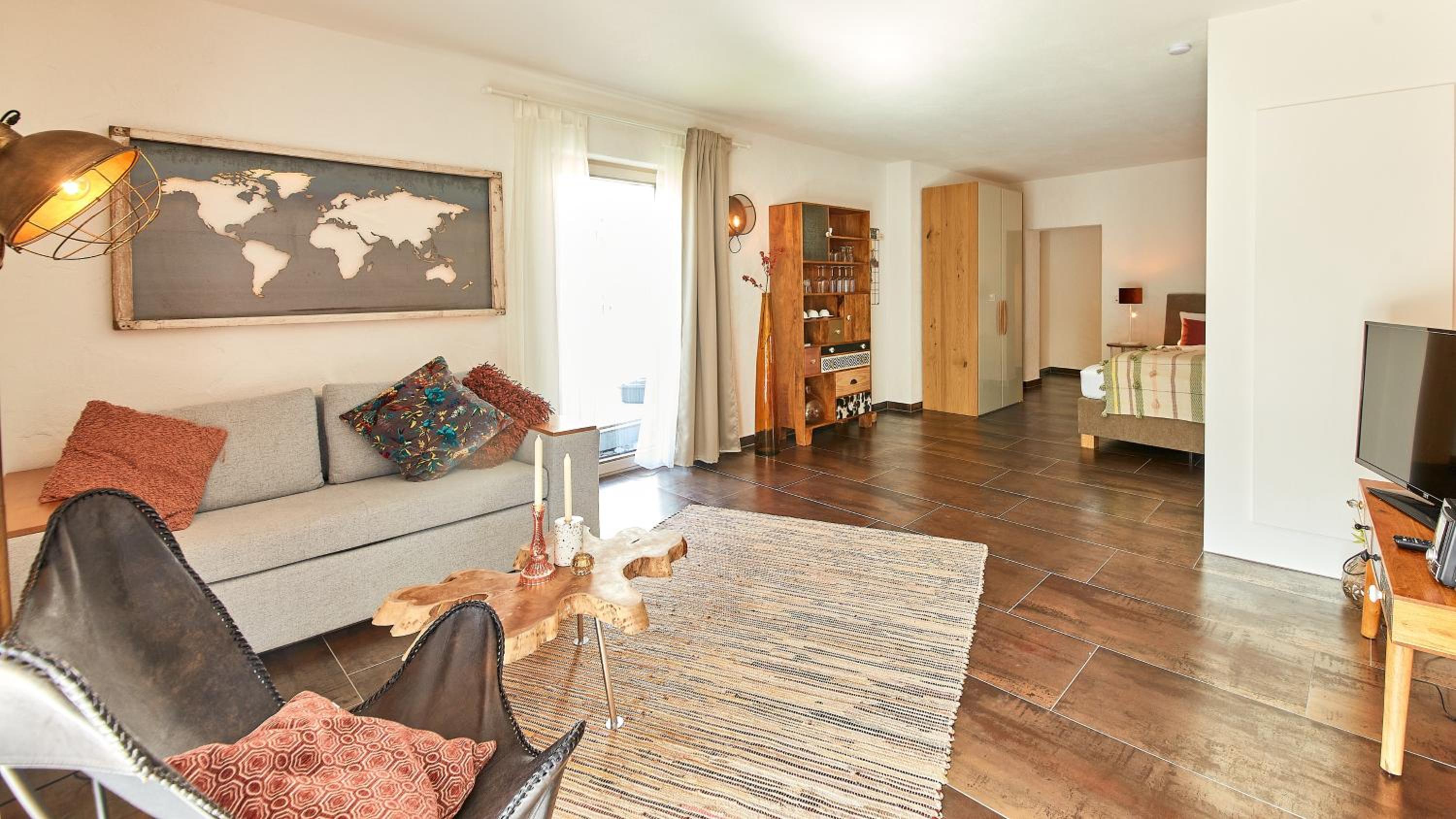 Apartment photo 1