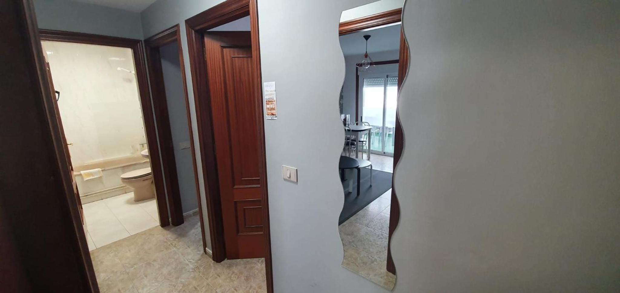 Apartment with Lake View - Photo 10