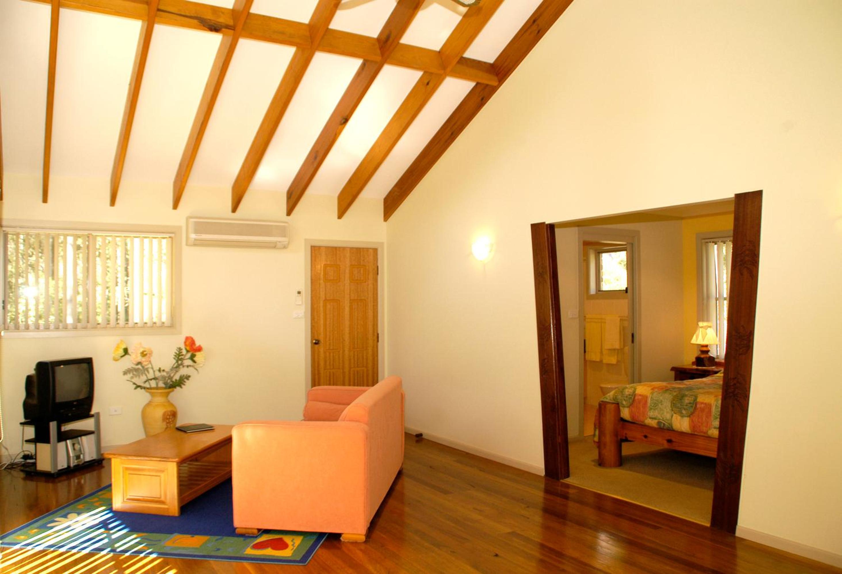 Bungalow photo 2