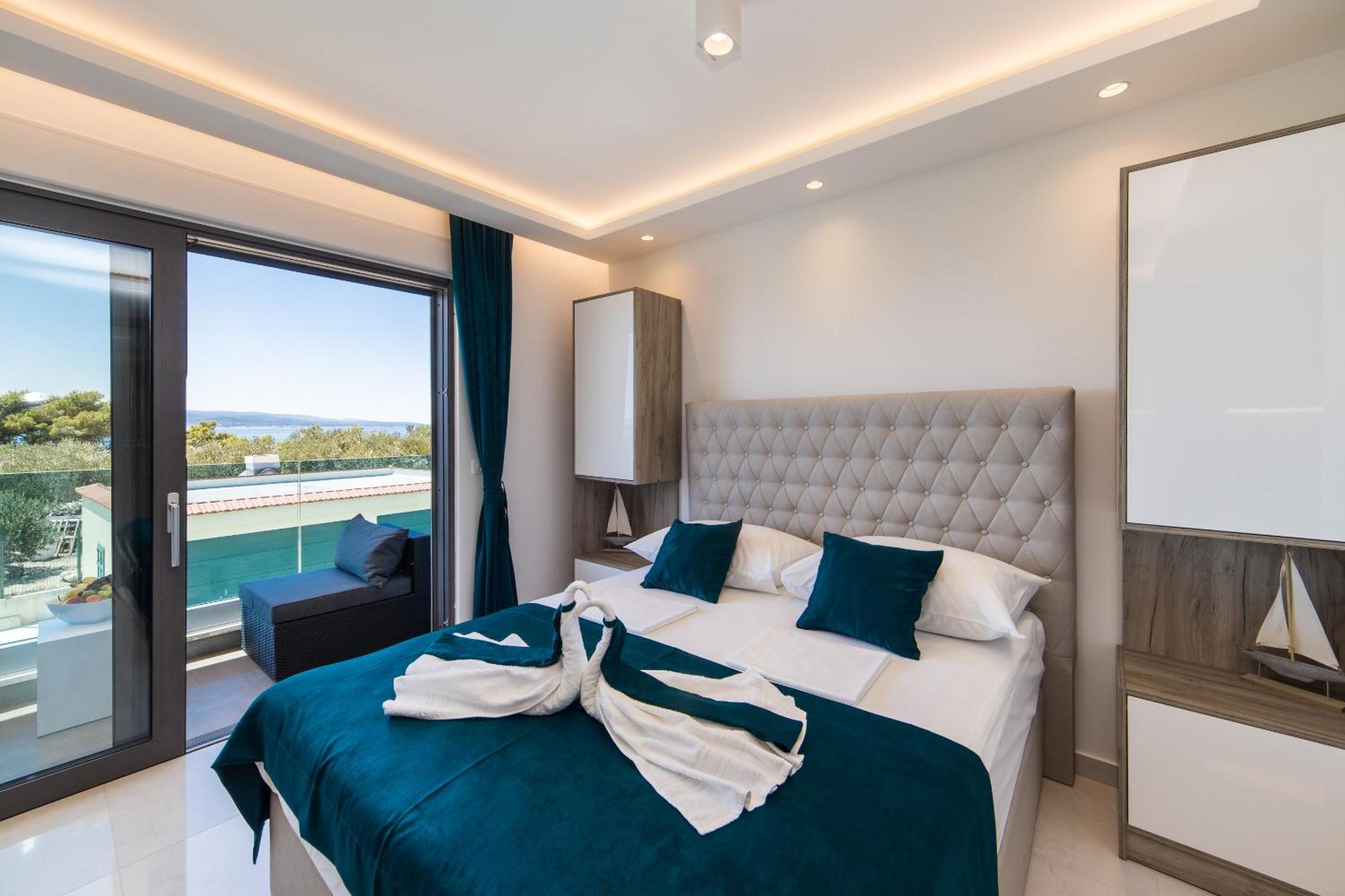 Studio Apartment with Sea View photo 1