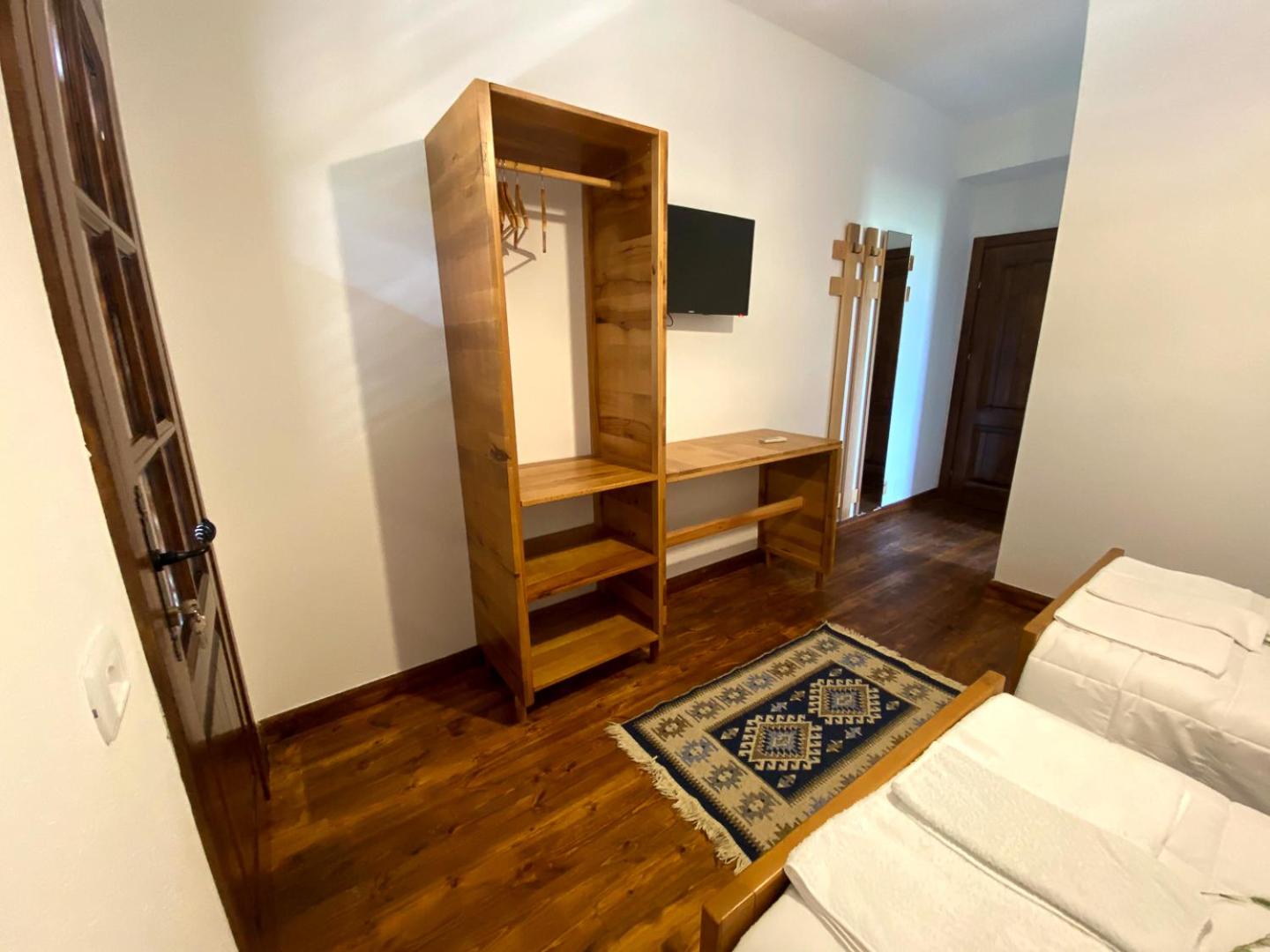 Twin Room with Mountain View