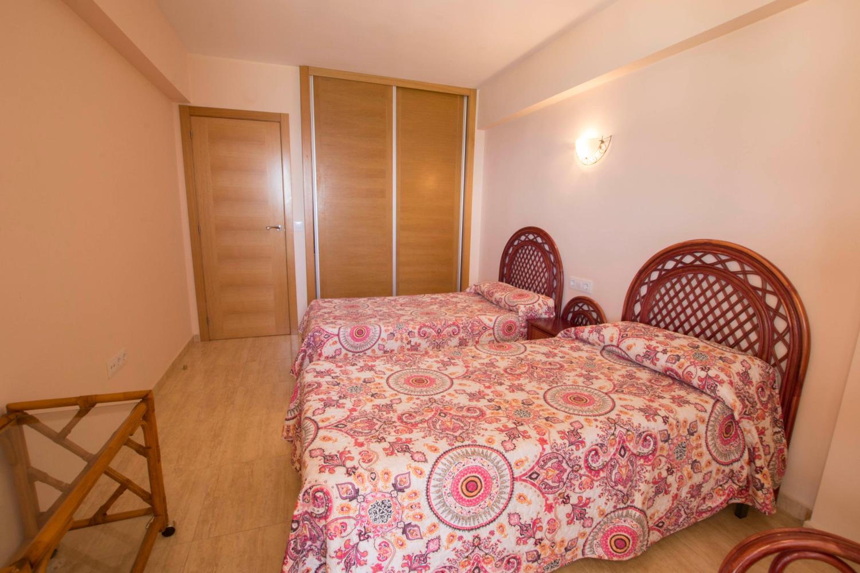 Apartamento con Balcón
