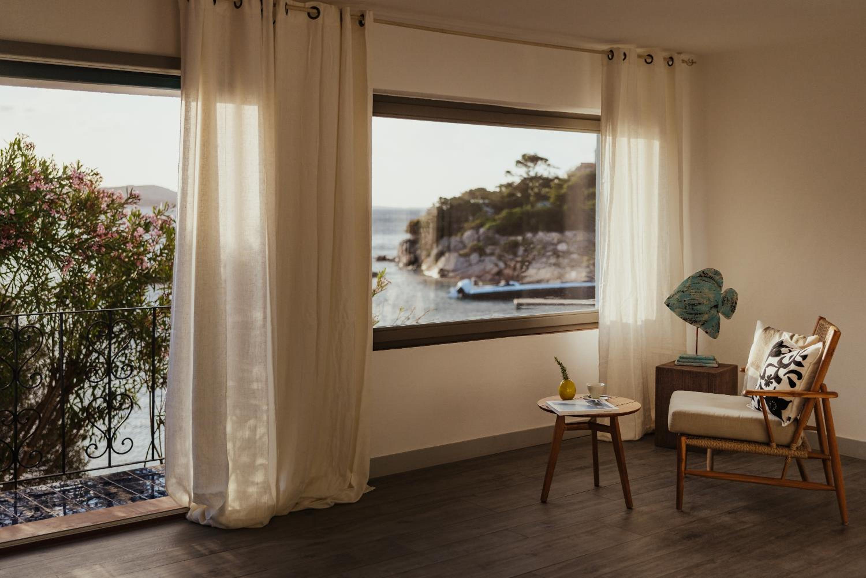 King Room with Sea View photo 2