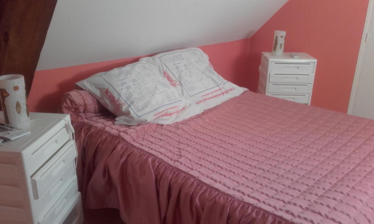 Double Room with Private External Bathroom - Photo 5