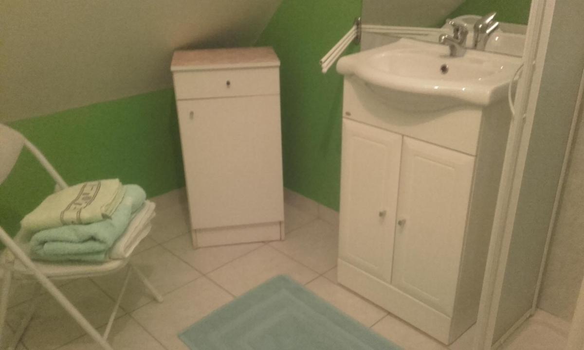Double Room with Private External Bathroom - Photo 2