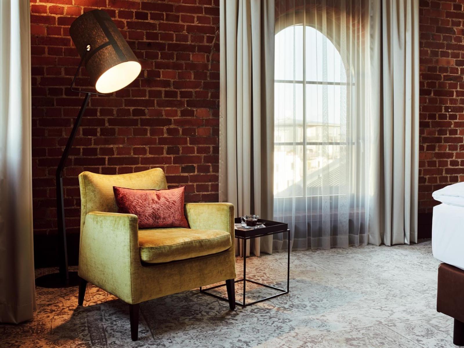 L Loft - Photo 6