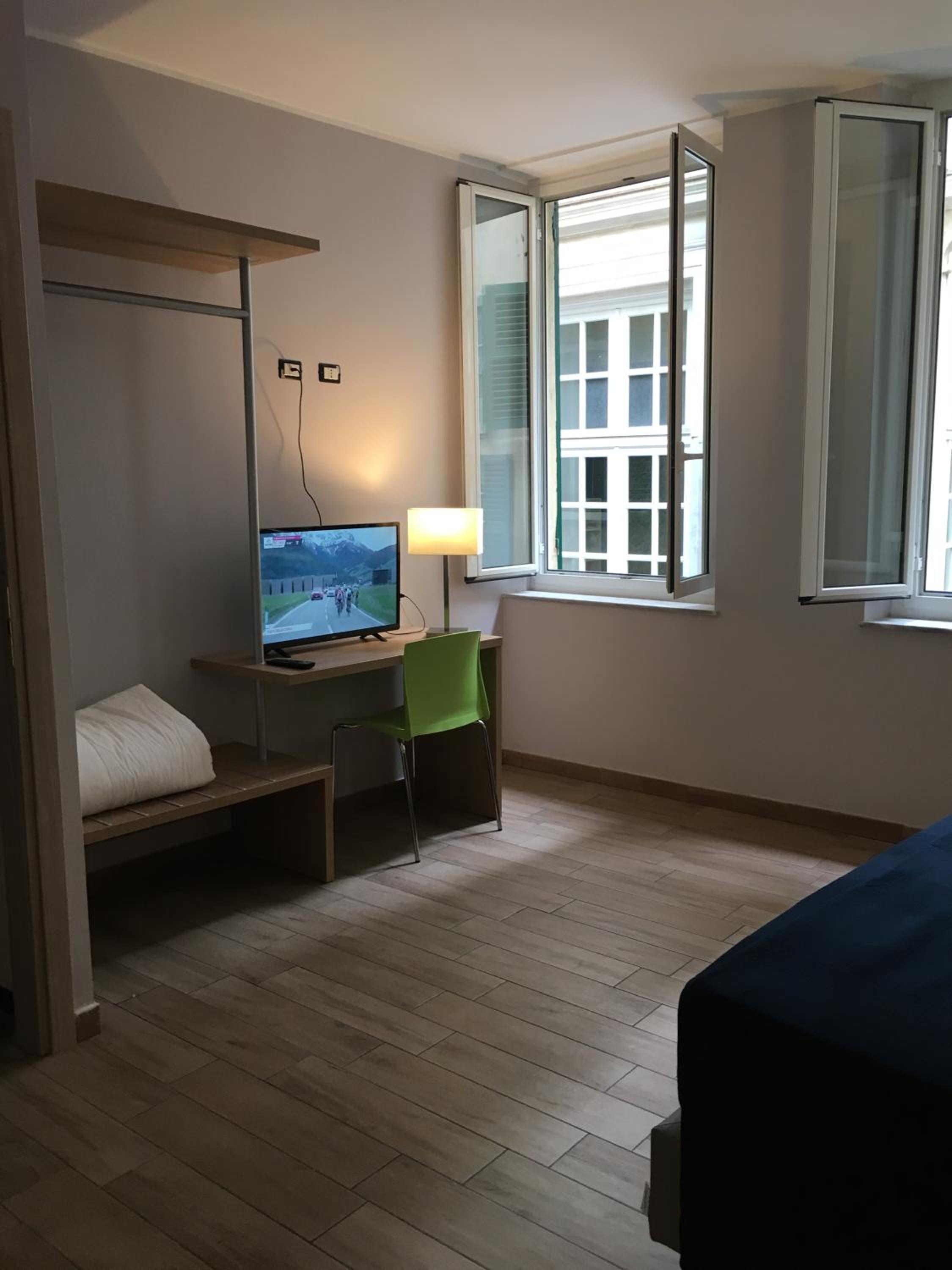 Double Room - Photo 3