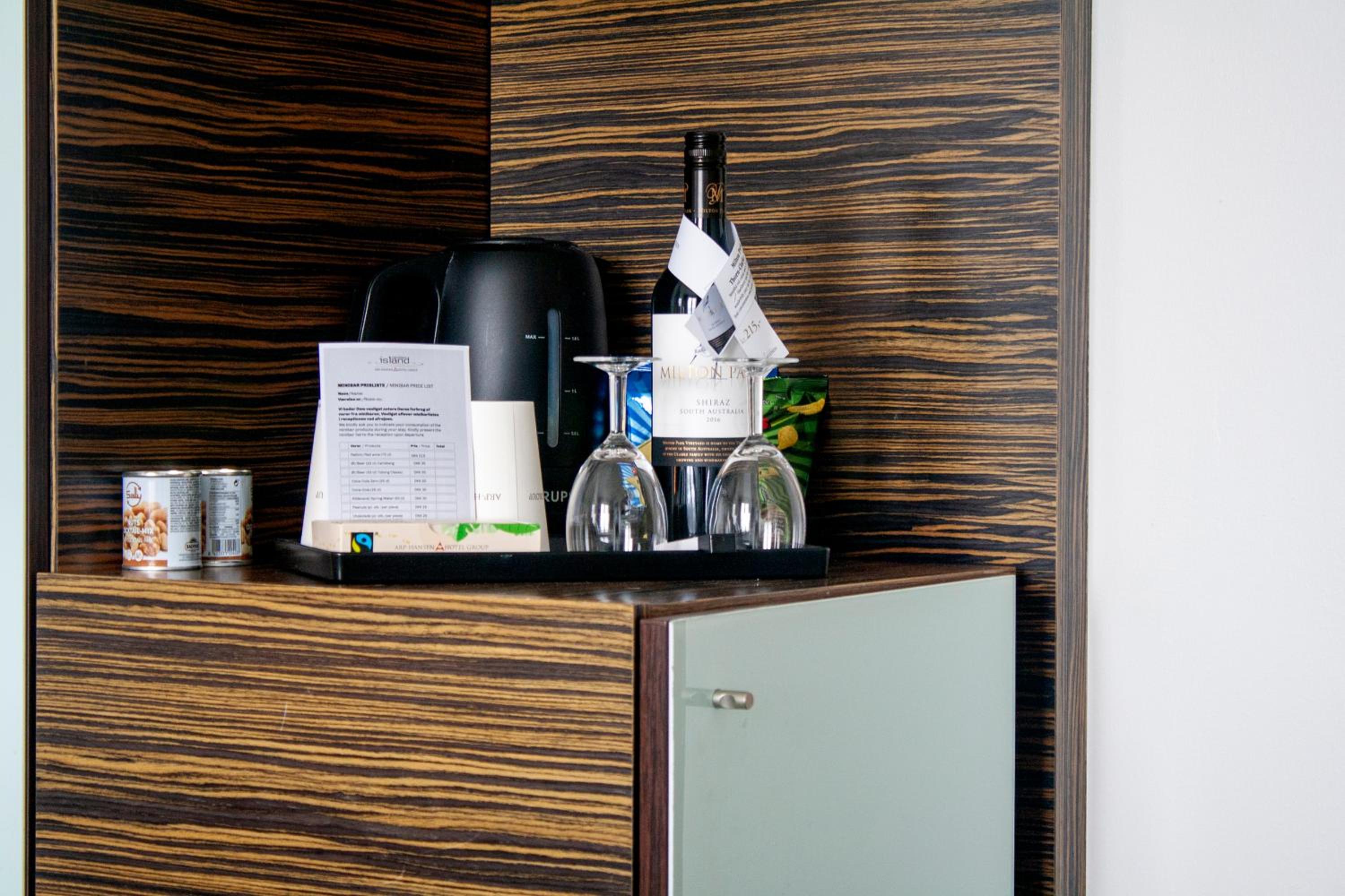 Standard Double Room - Photo 6